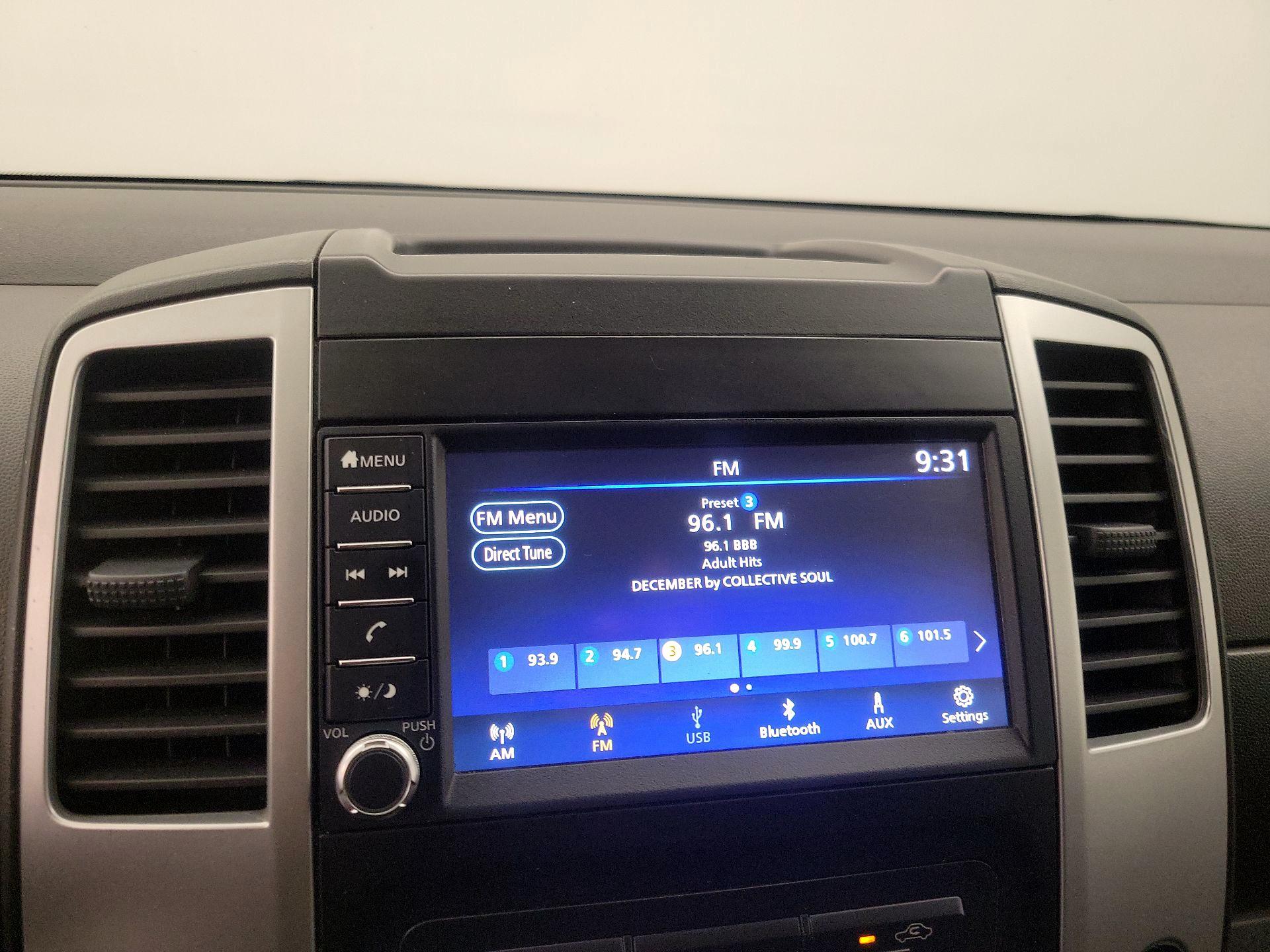 Thumbnail: 2021 Nissan Frontier - 15