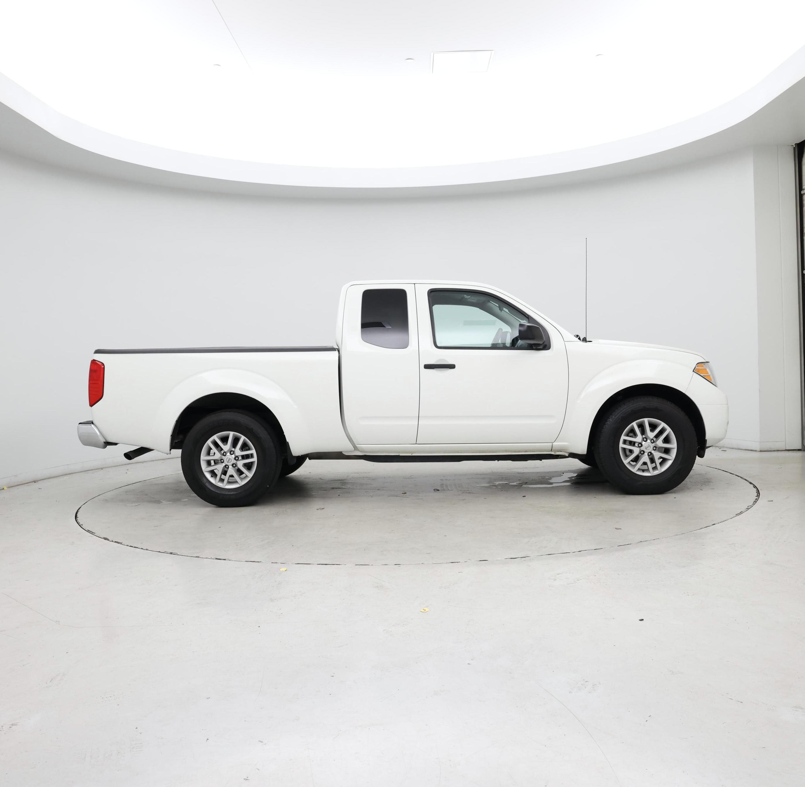 Thumbnail: 2021 Nissan Frontier - 7