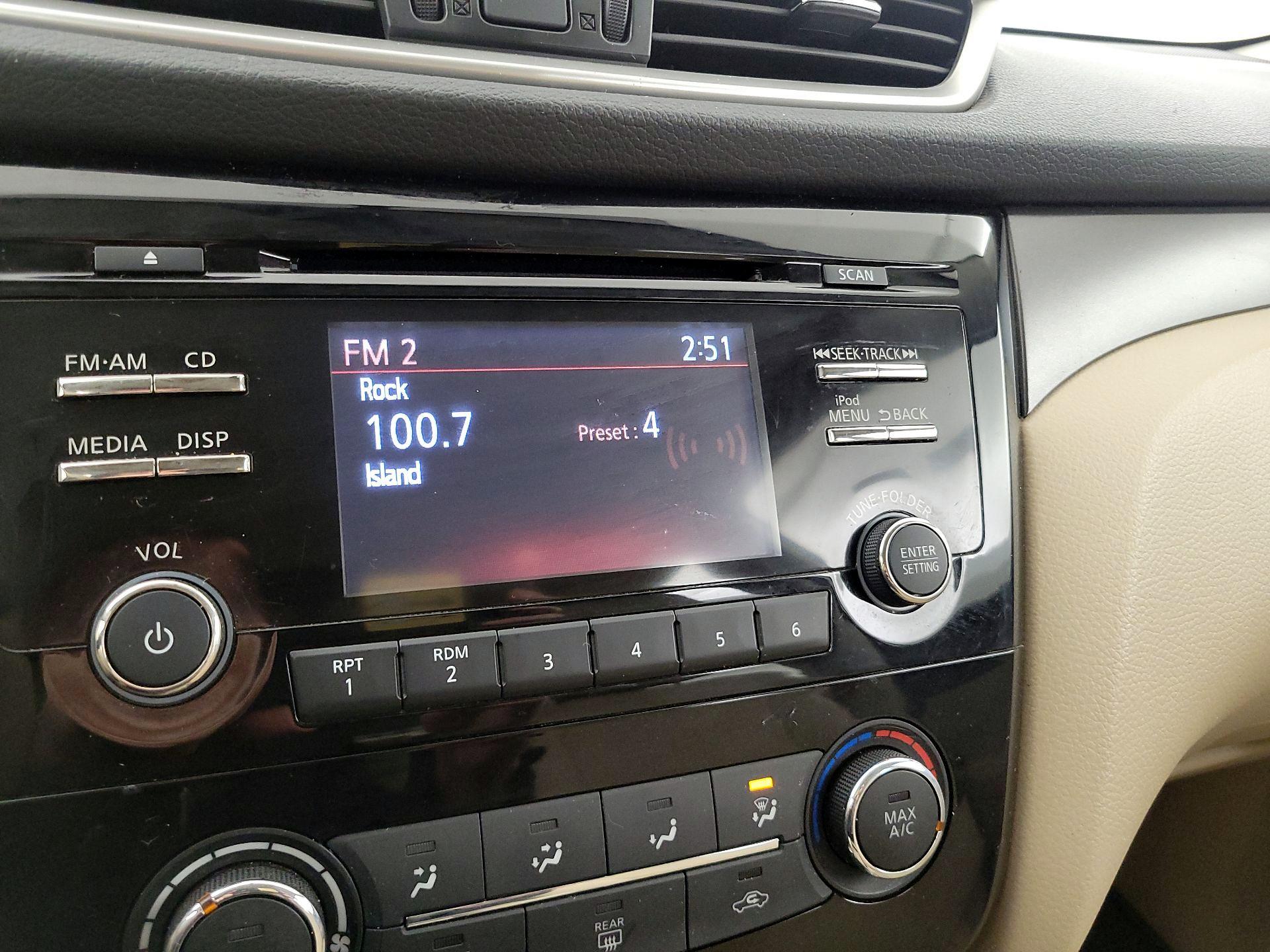 Thumbnail: 2014 Nissan Rogue - 15