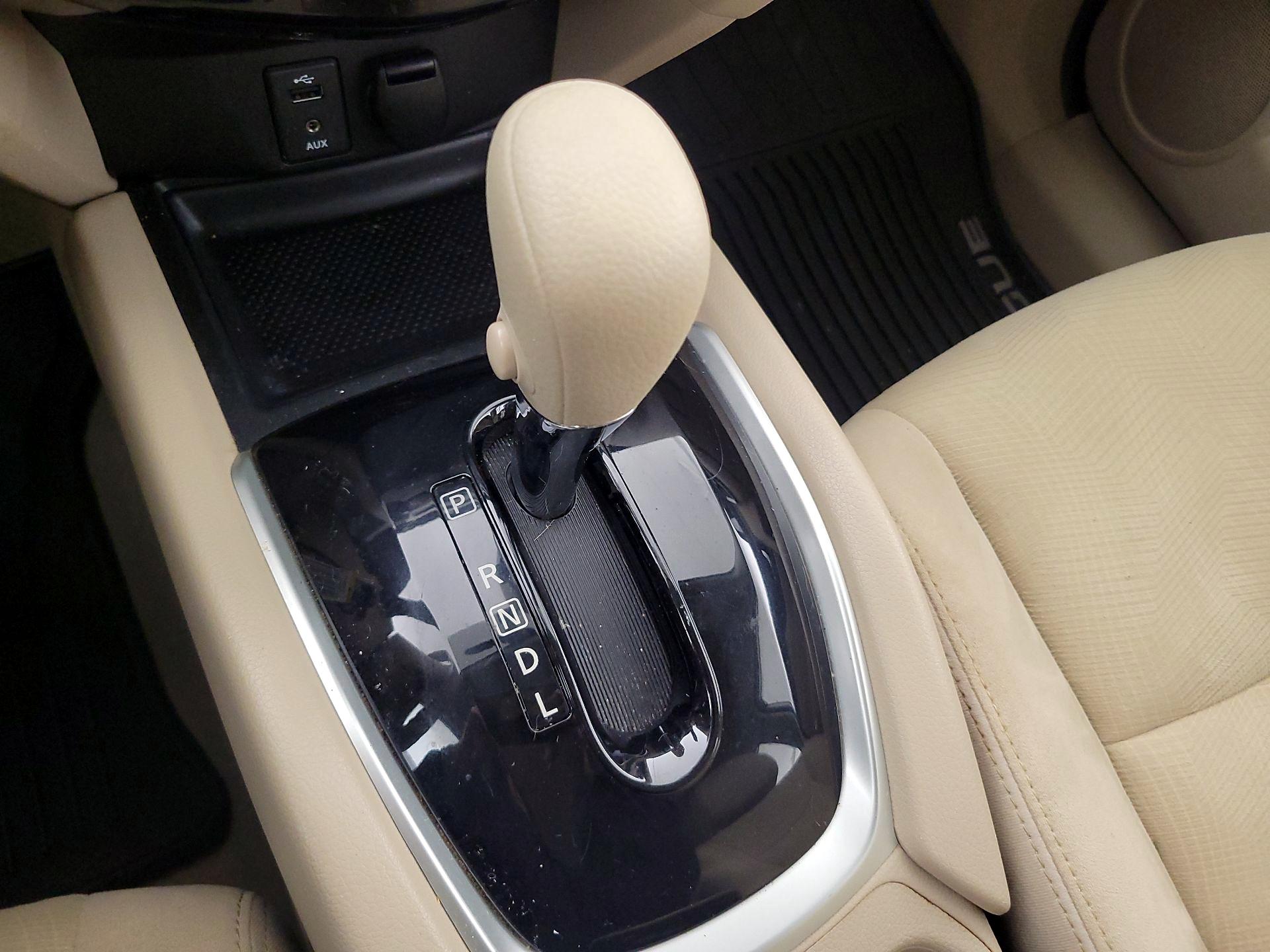 Thumbnail: 2014 Nissan Rogue - 17