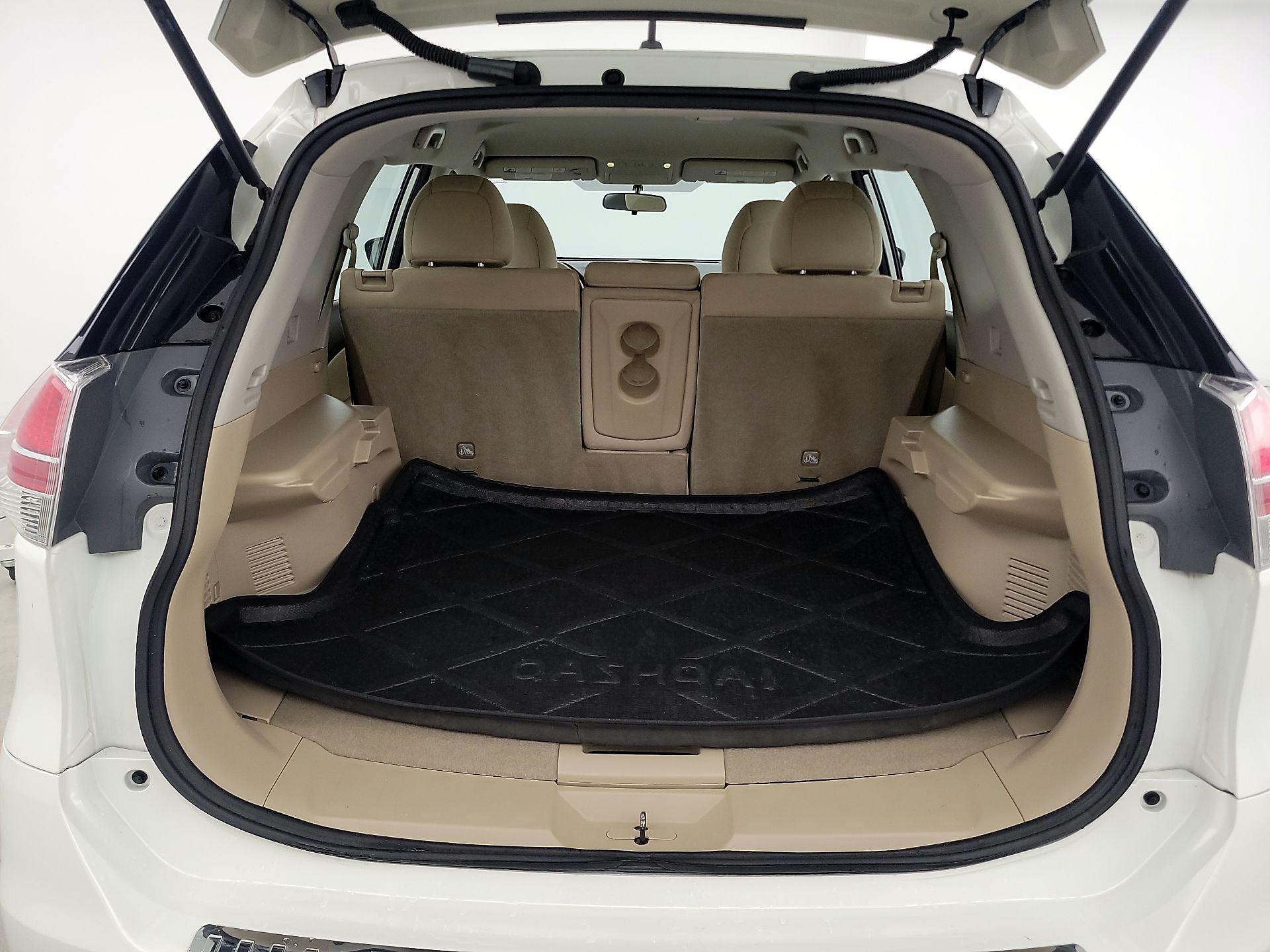 Thumbnail: 2014 Nissan Rogue - 20