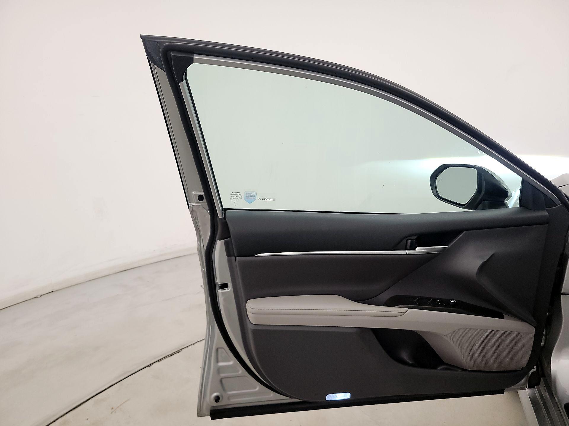 Thumbnail: 2024 Toyota Camry - 12