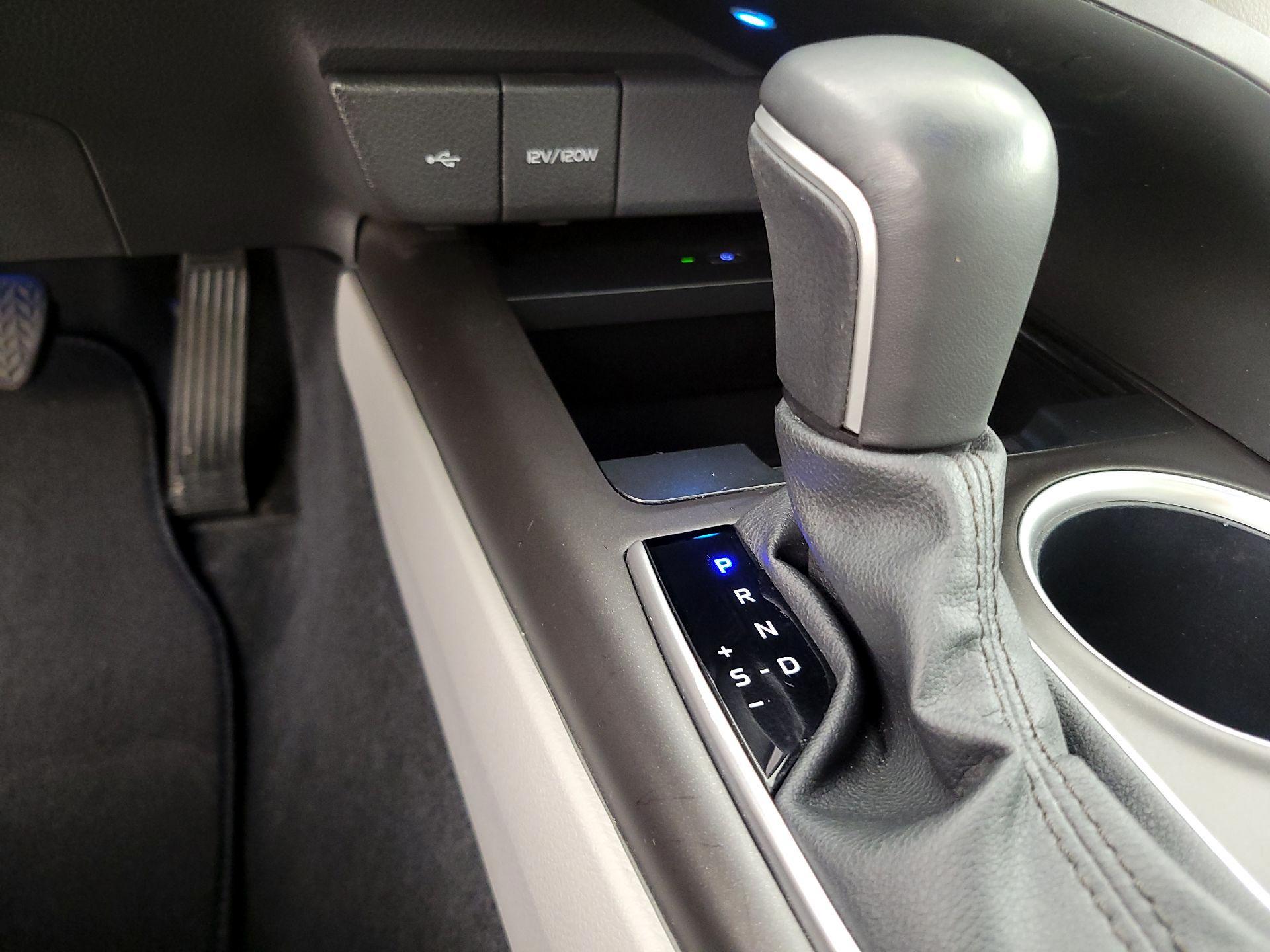 Thumbnail: 2024 Toyota Camry - 18