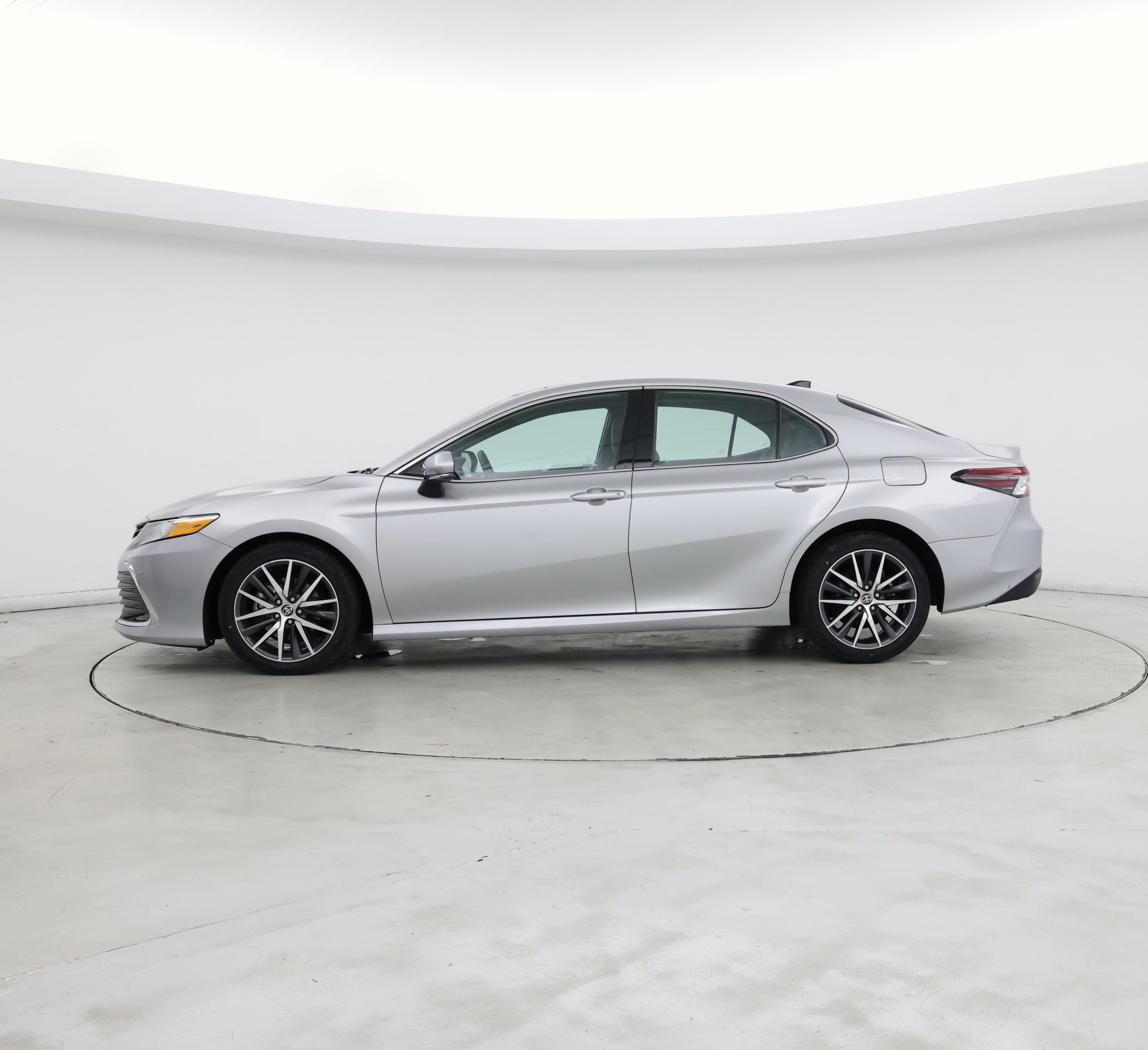 Thumbnail: 2024 Toyota Camry - 3