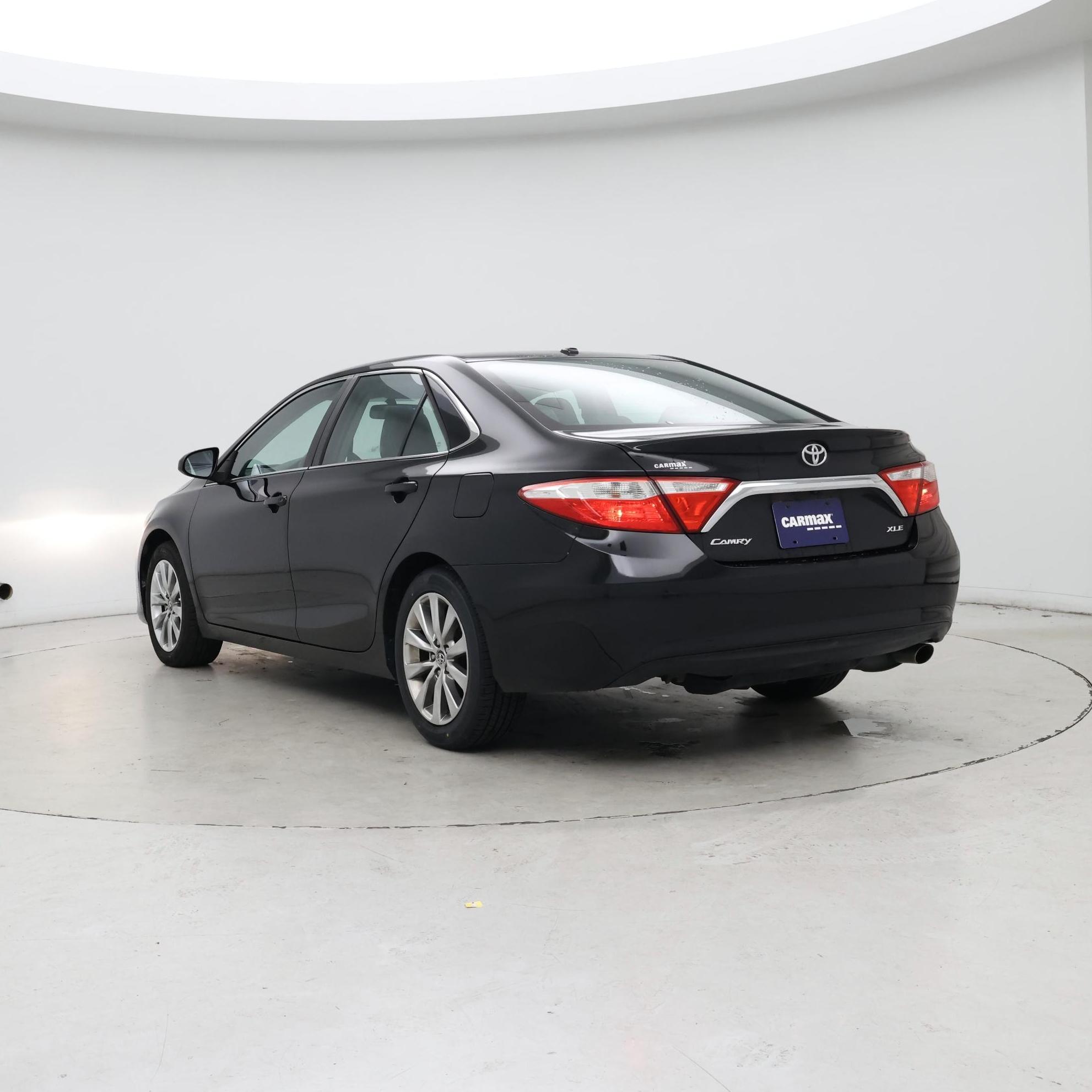 Thumbnail: 2016 Toyota Camry - 2