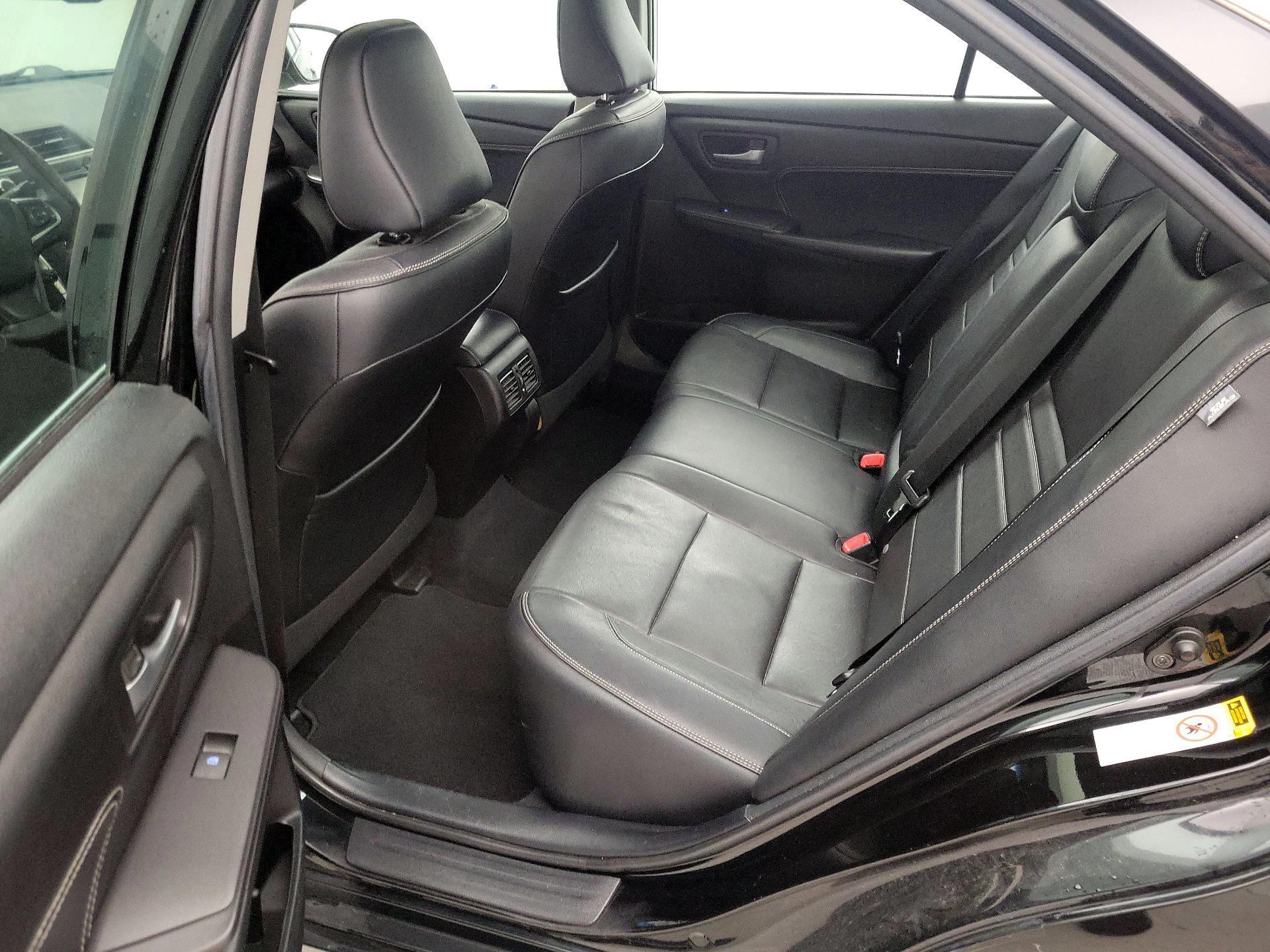 Thumbnail: 2016 Toyota Camry - 20