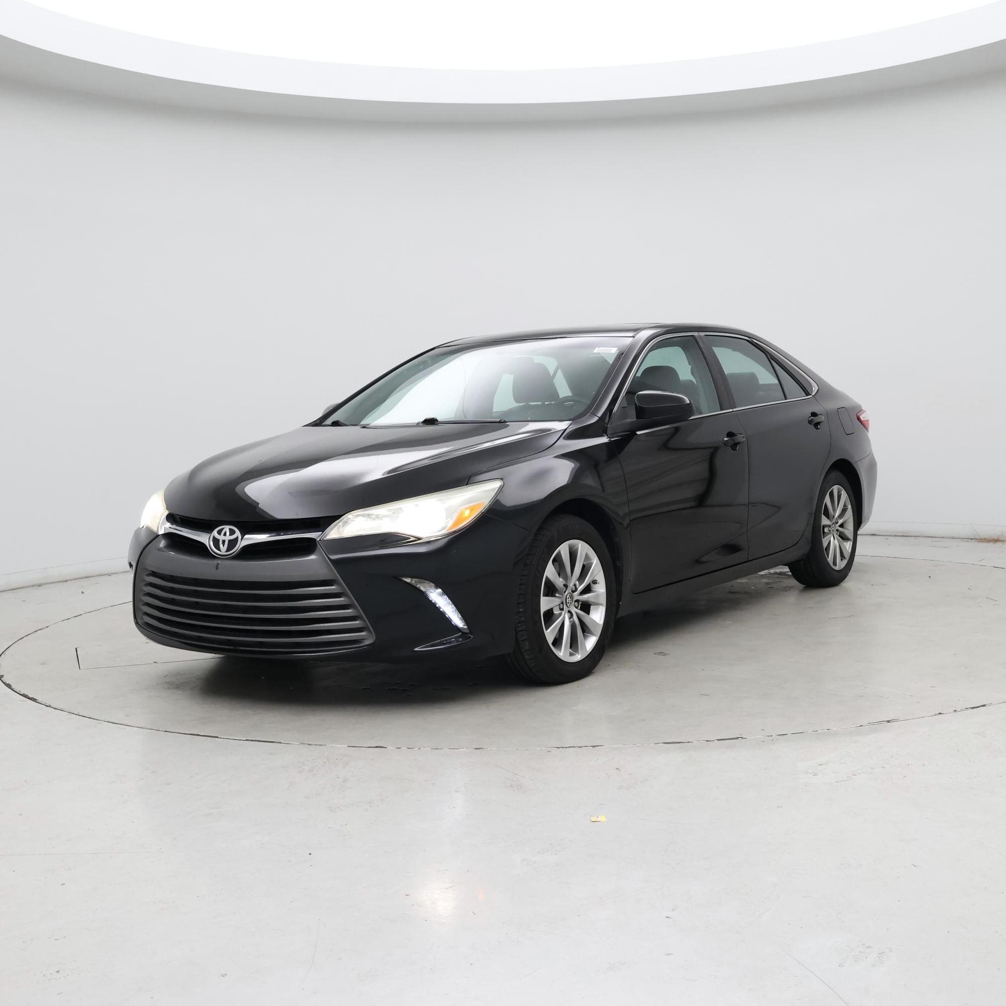 Thumbnail: 2016 Toyota Camry - 4