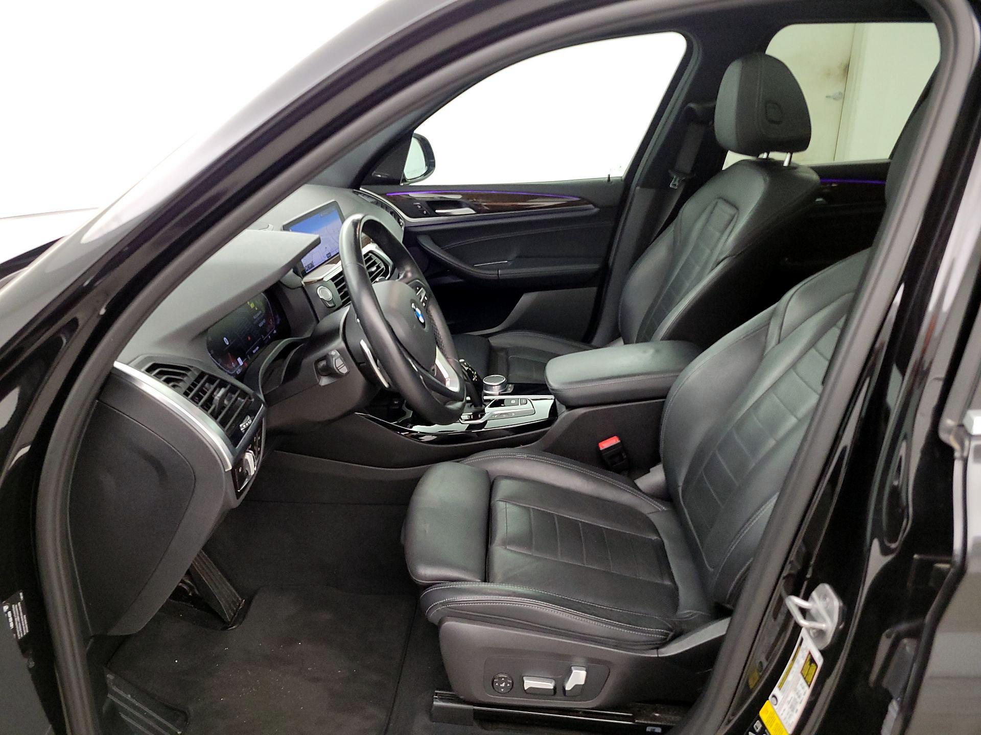 Thumbnail: 2021 BMW X3 - 11