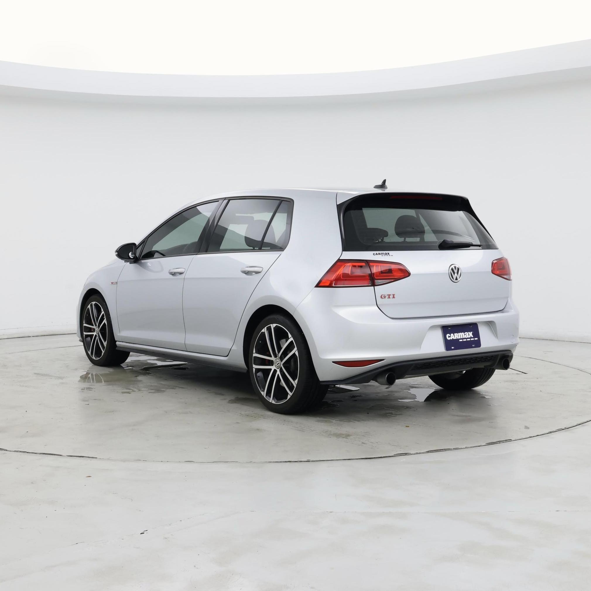 Thumbnail: 2017 Volkswagen Golf - 2
