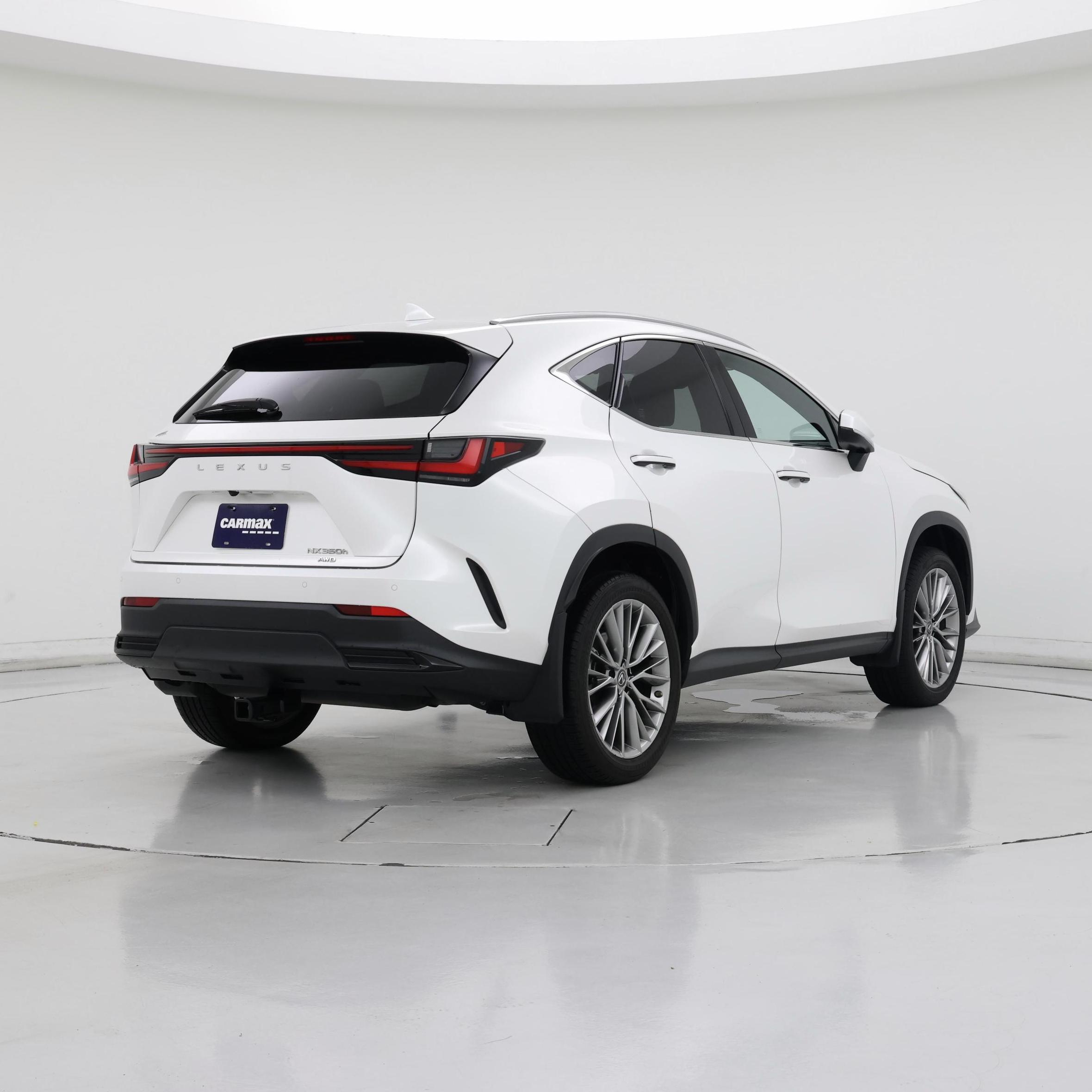 Thumbnail: 2022 Lexus NX - 8