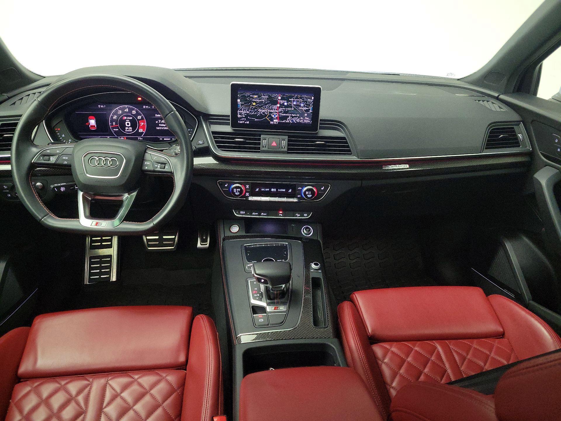 Thumbnail: 2018 Audi SQ5 - 9