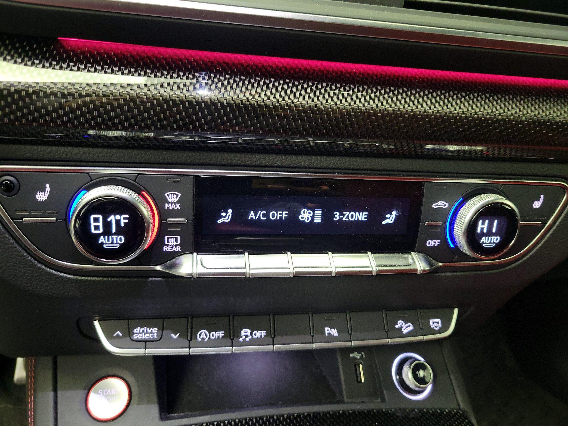 Thumbnail: 2018 Audi SQ5 - 17