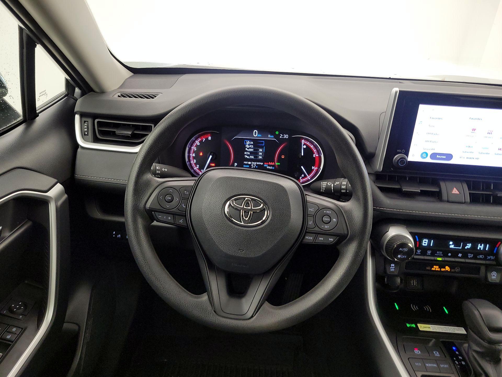 Thumbnail: 2024 Toyota RAV4 - 10