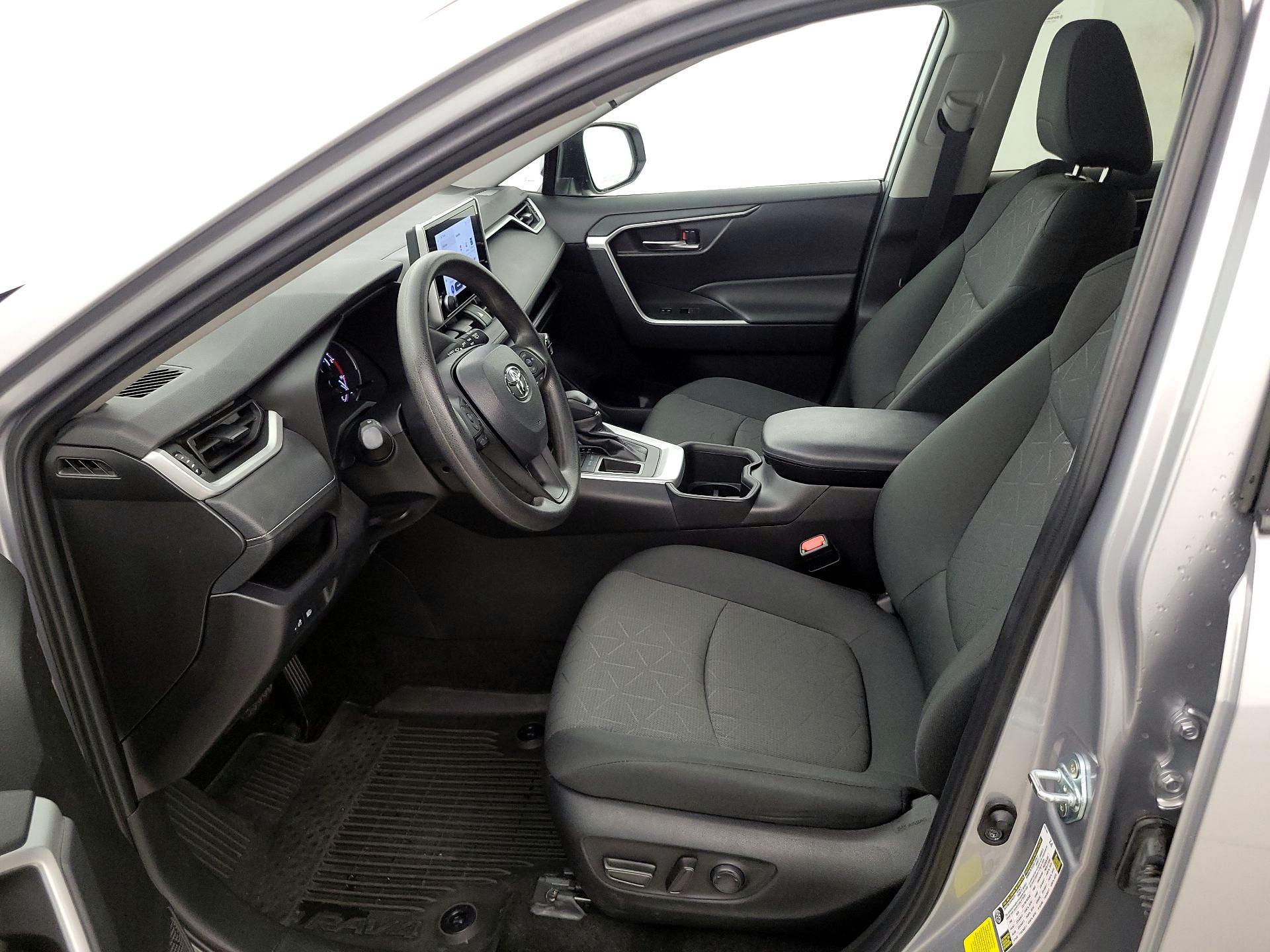 Thumbnail: 2024 Toyota RAV4 - 11