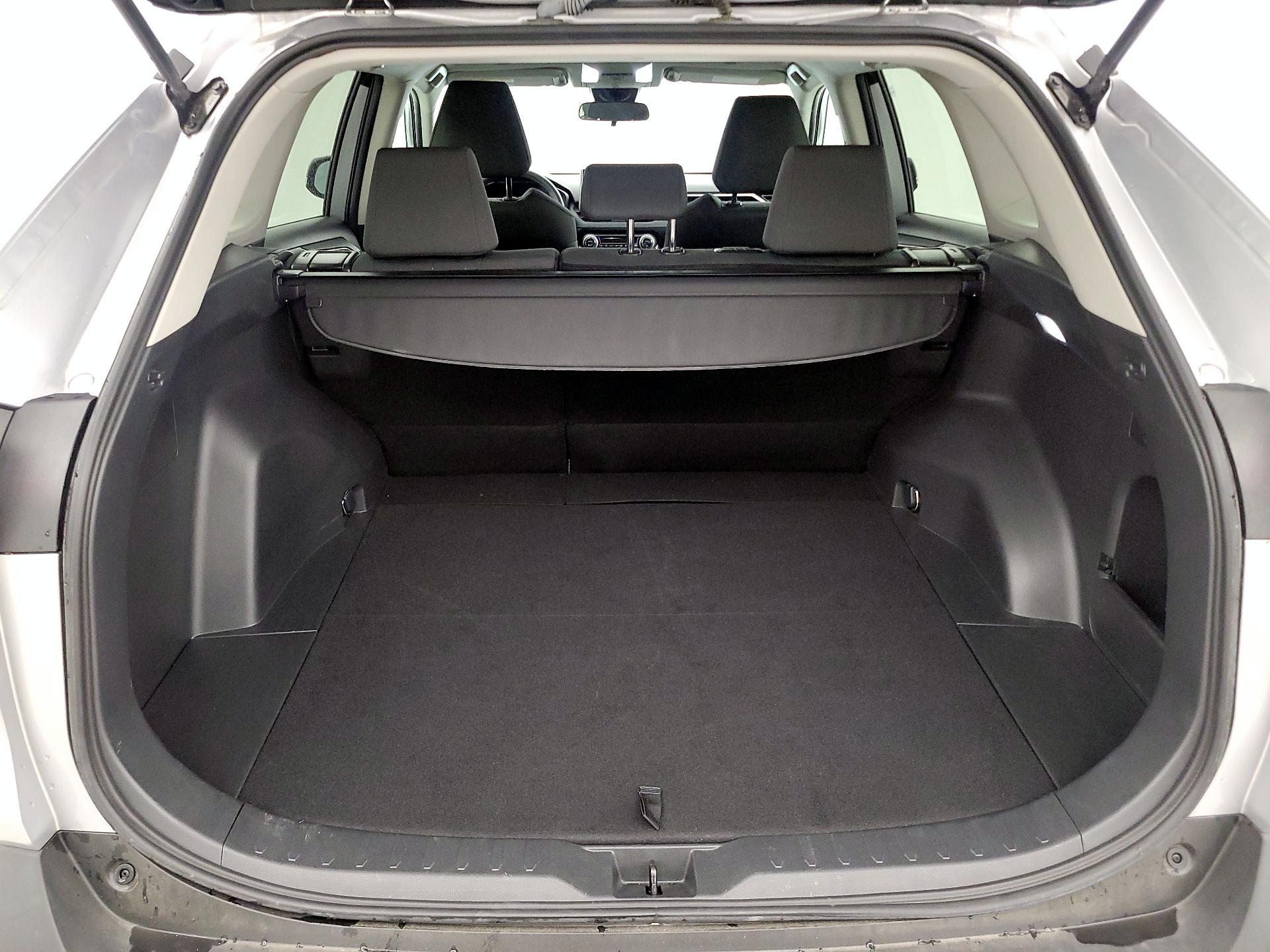 Thumbnail: 2024 Toyota RAV4 - 20