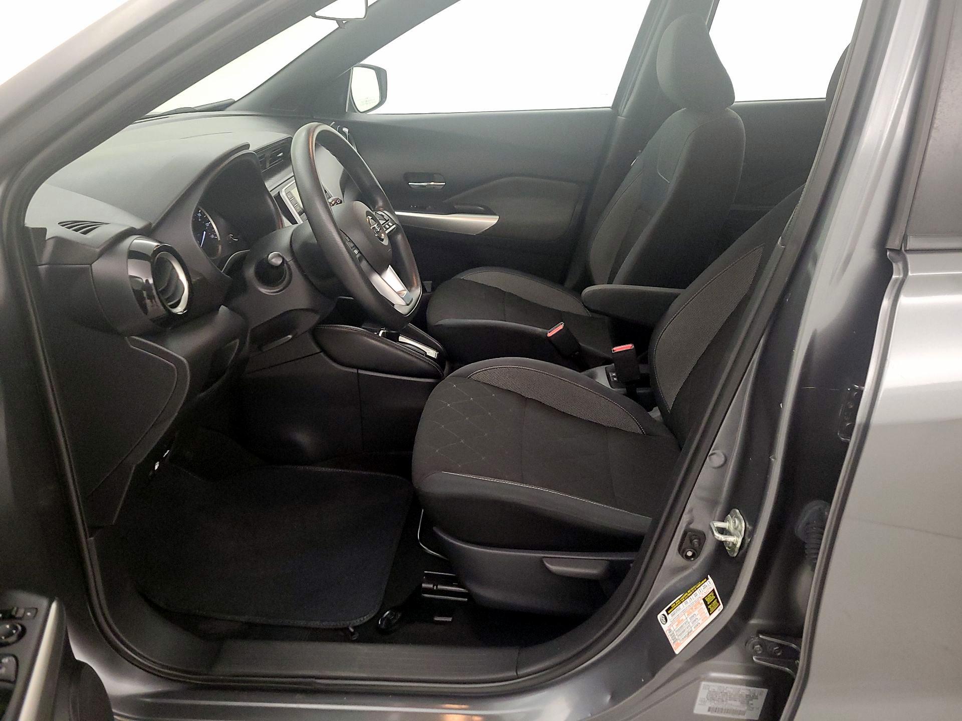 Thumbnail: 2020 Nissan Kicks - 11