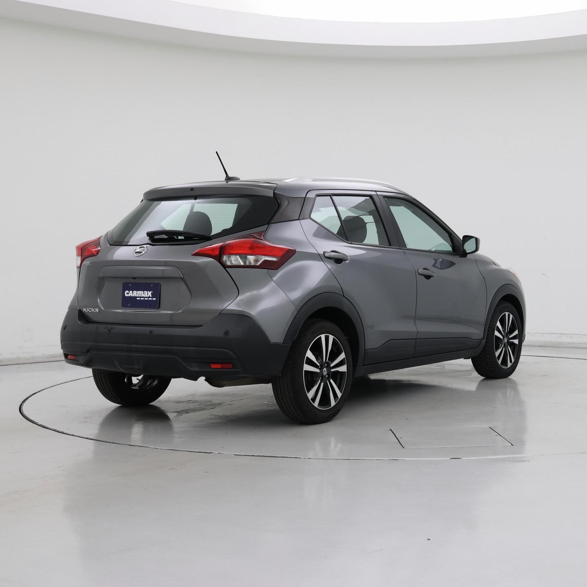 Thumbnail: 2020 Nissan Kicks - 8