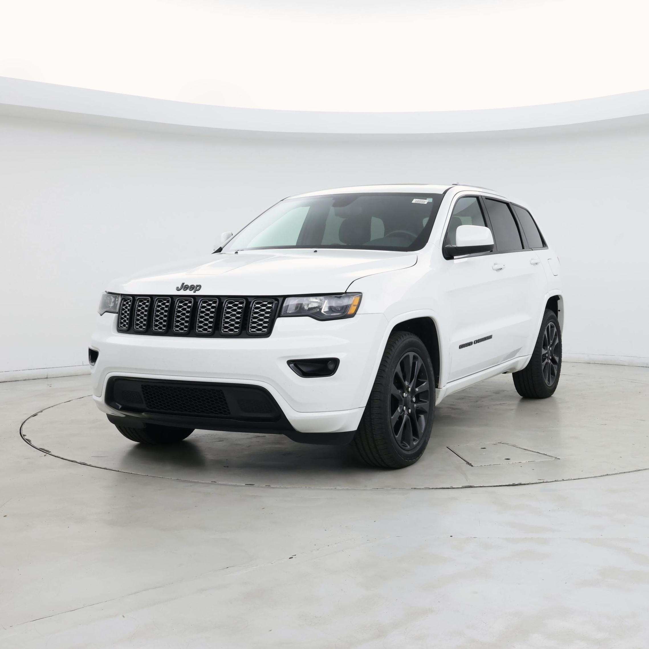 Thumbnail: 2019 Jeep Grand Cherokee - 4