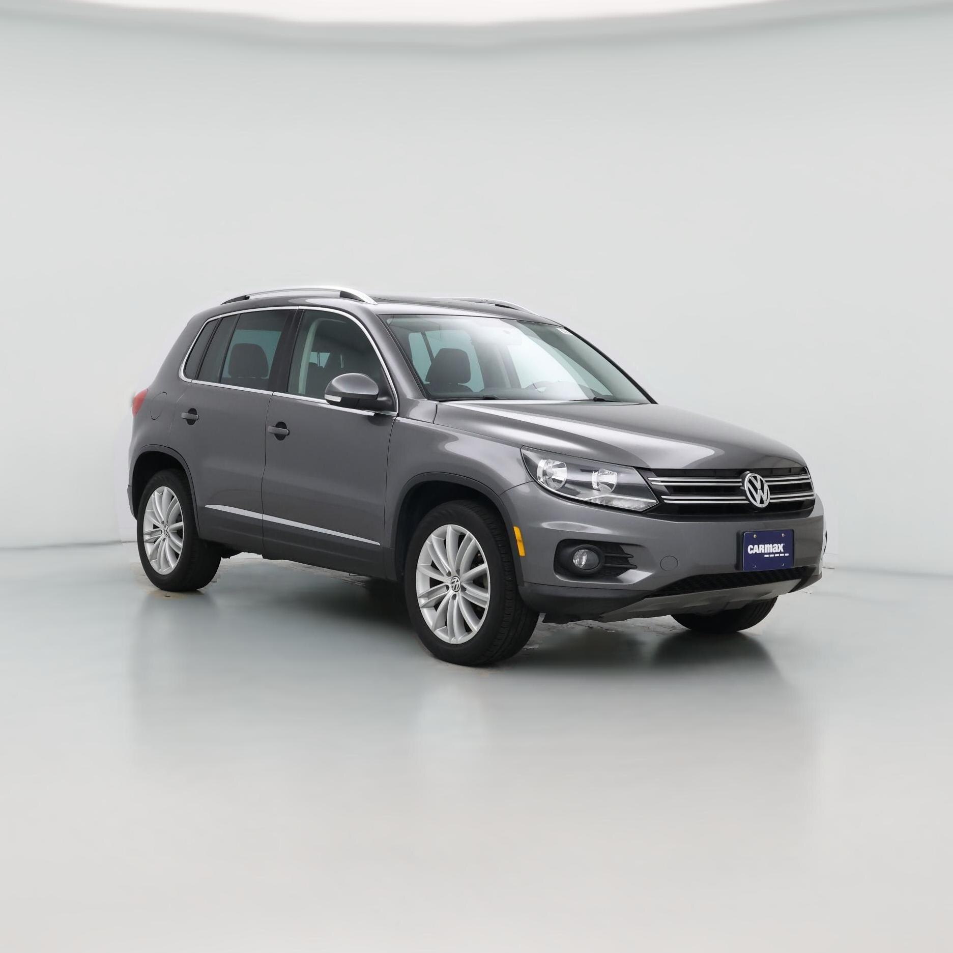 Thumbnail: 2015 Volkswagen Tiguan - 1