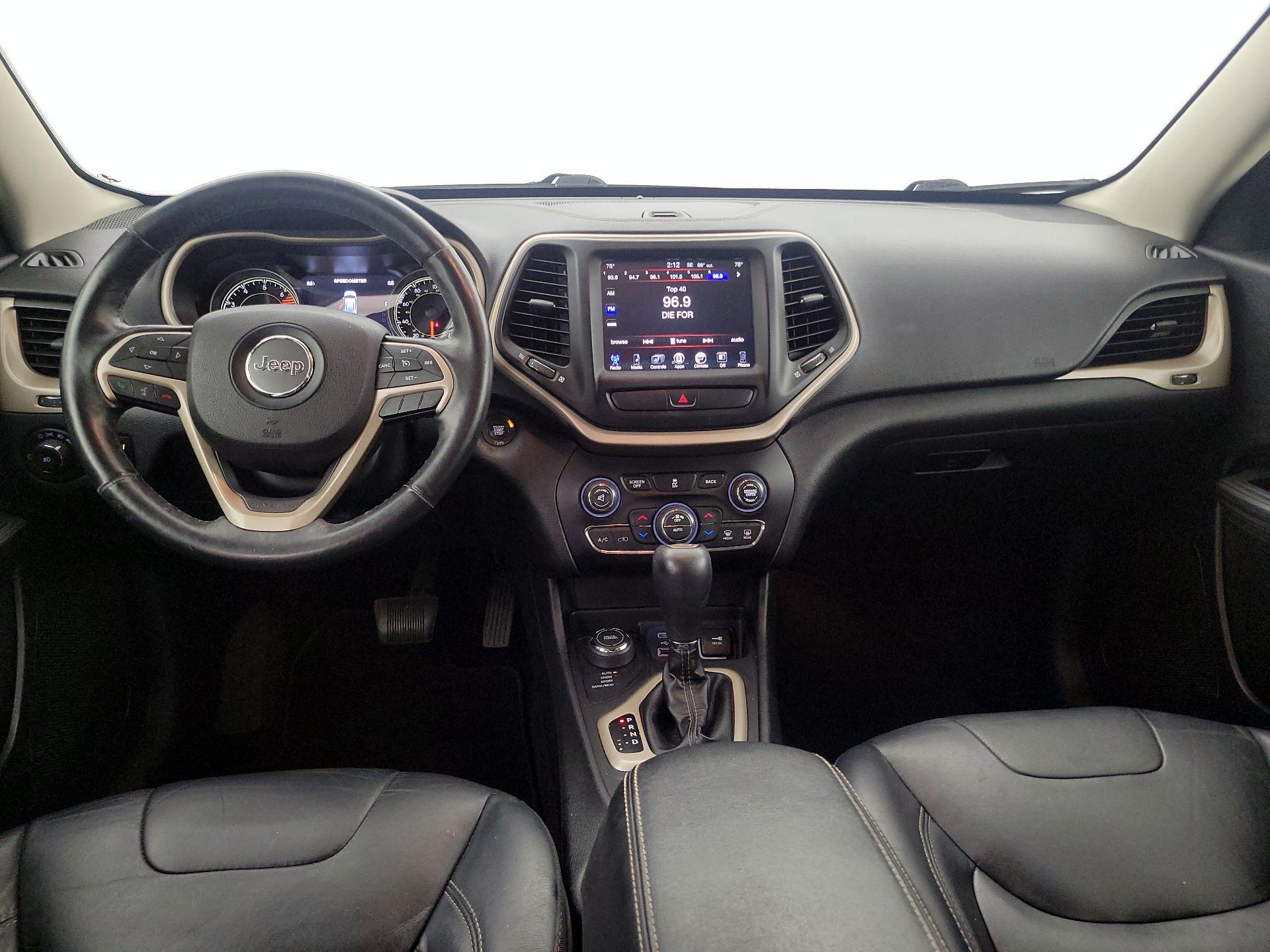 Thumbnail: 2016 Jeep Cherokee - 9