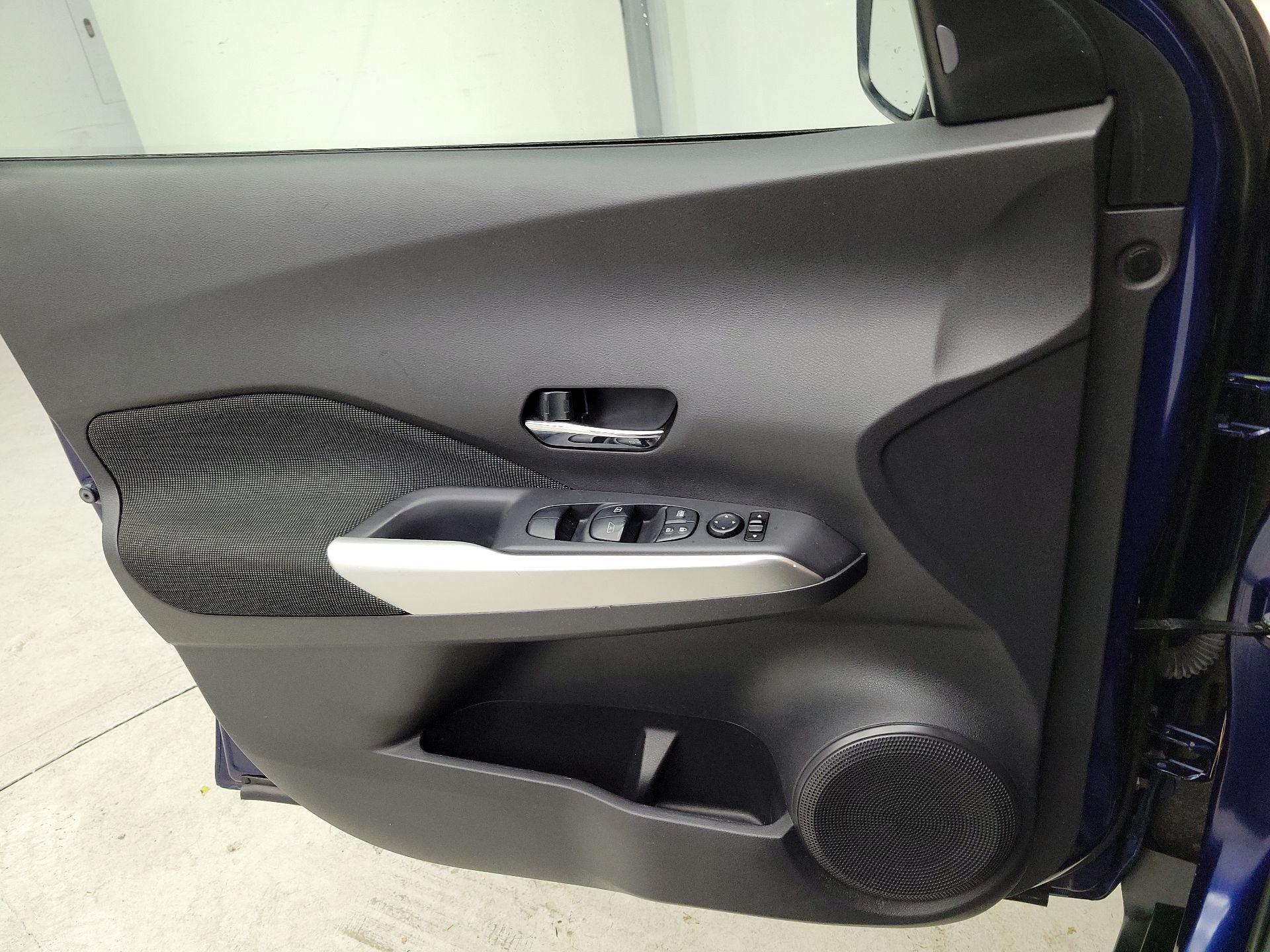 Thumbnail: 2019 Nissan Kicks - 12