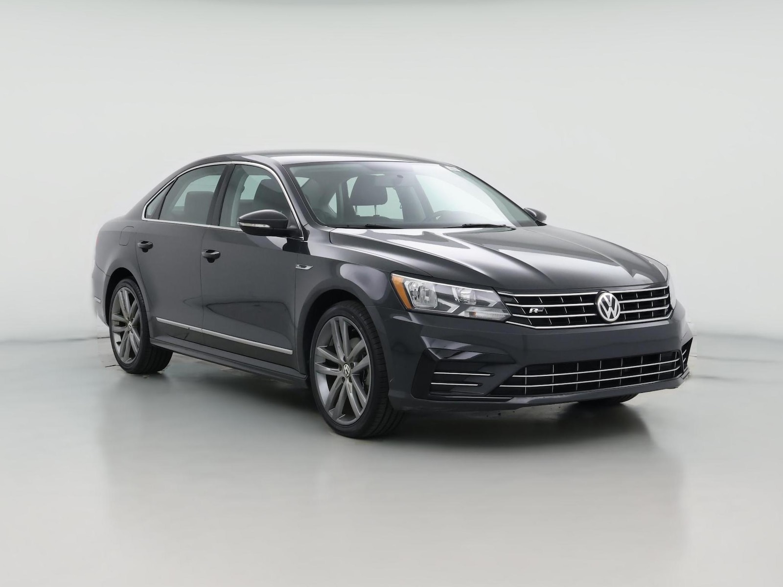 2017 Volkswagen Passat R-Line