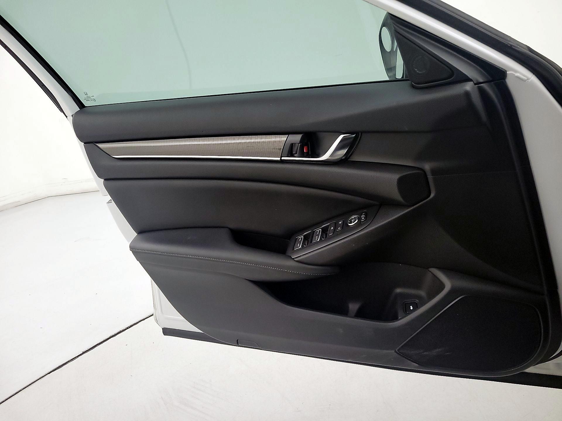 Thumbnail: 2021 Honda Accord - 12