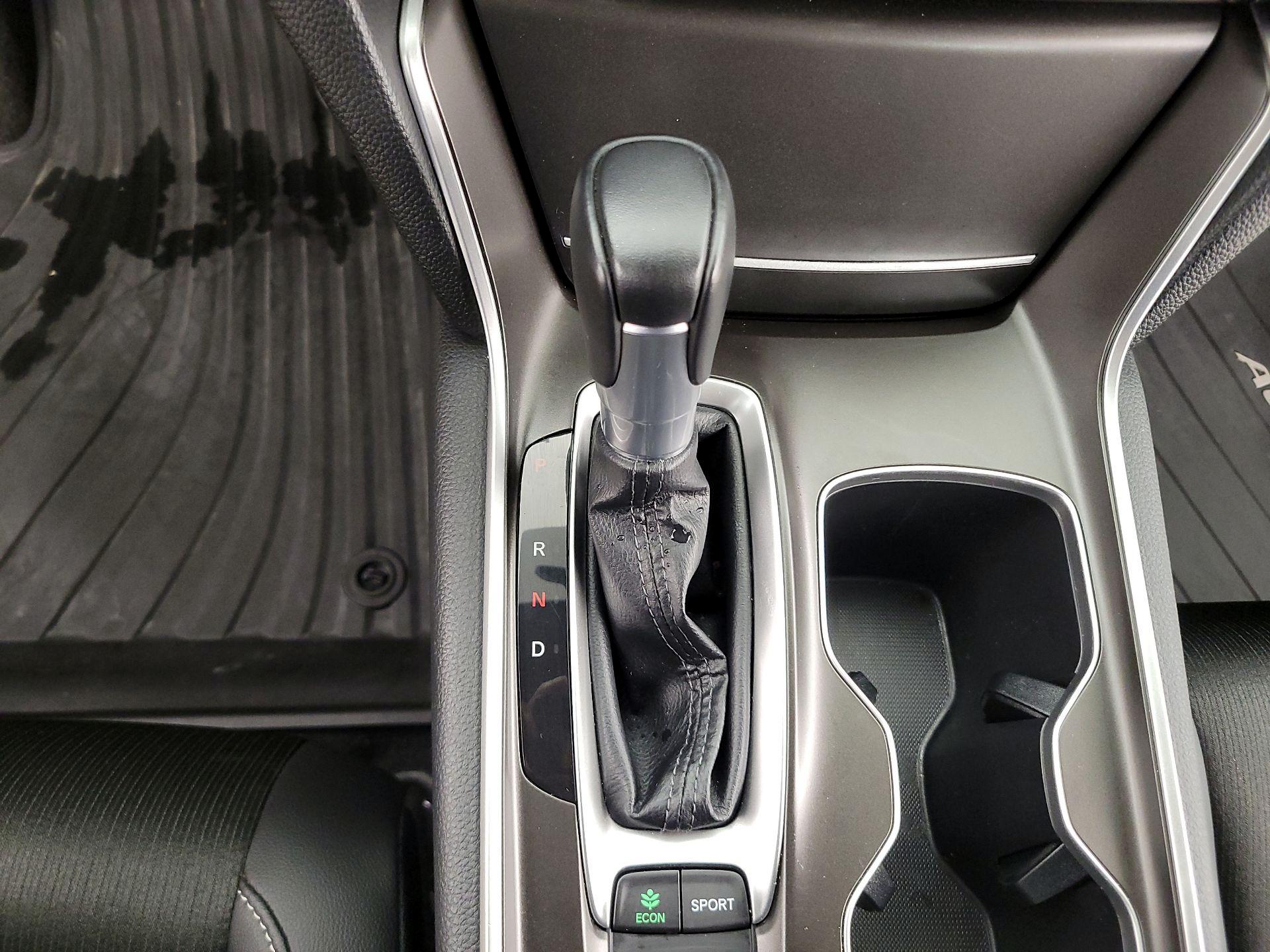 Thumbnail: 2022 Honda Accord - 17