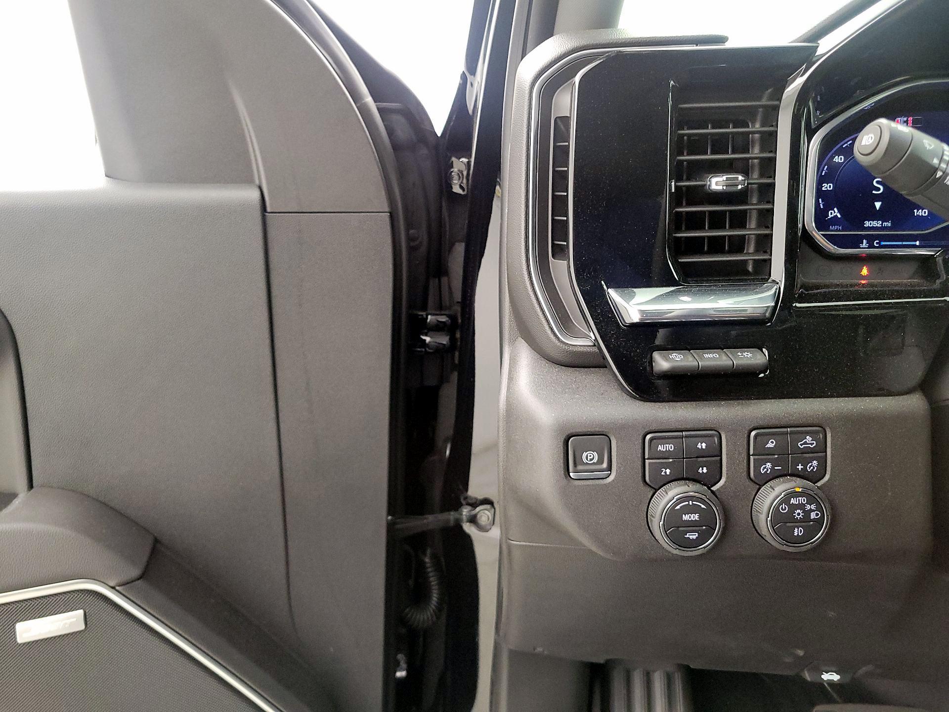 Thumbnail: 2025 Chevrolet Silverado 1500 - 13