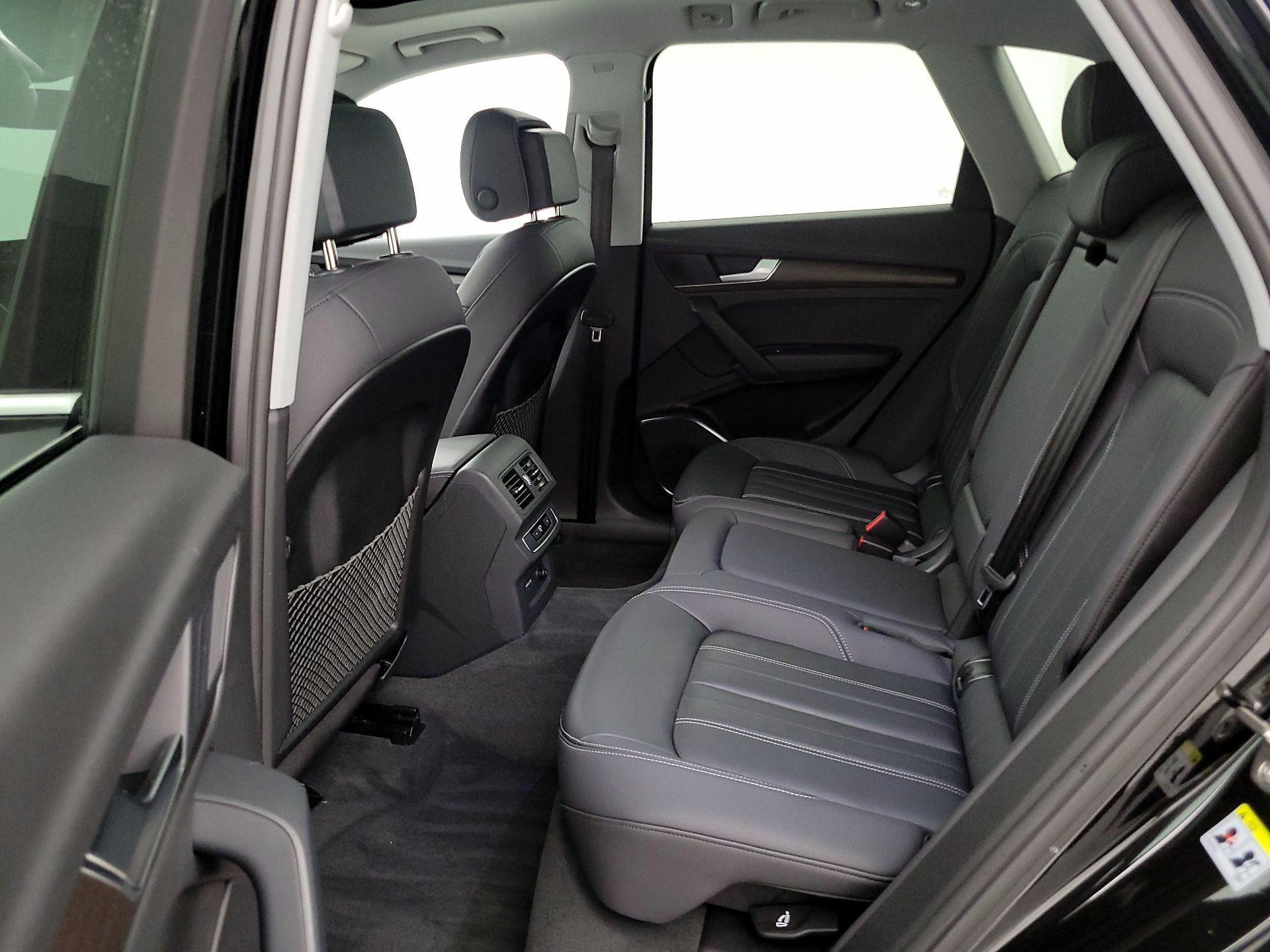 Thumbnail: 2023 Audi Q5 - 20