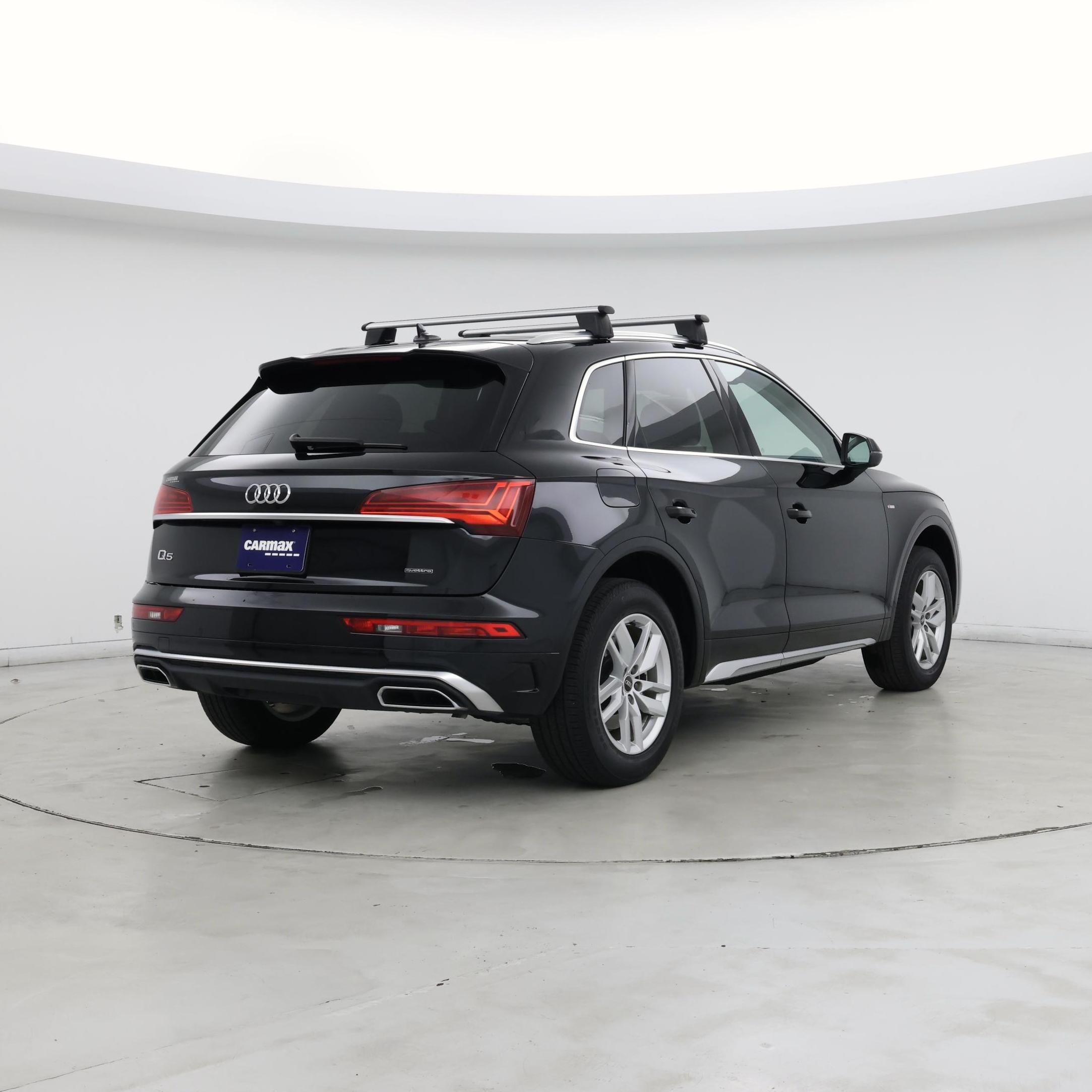 Thumbnail: 2023 Audi Q5 - 8