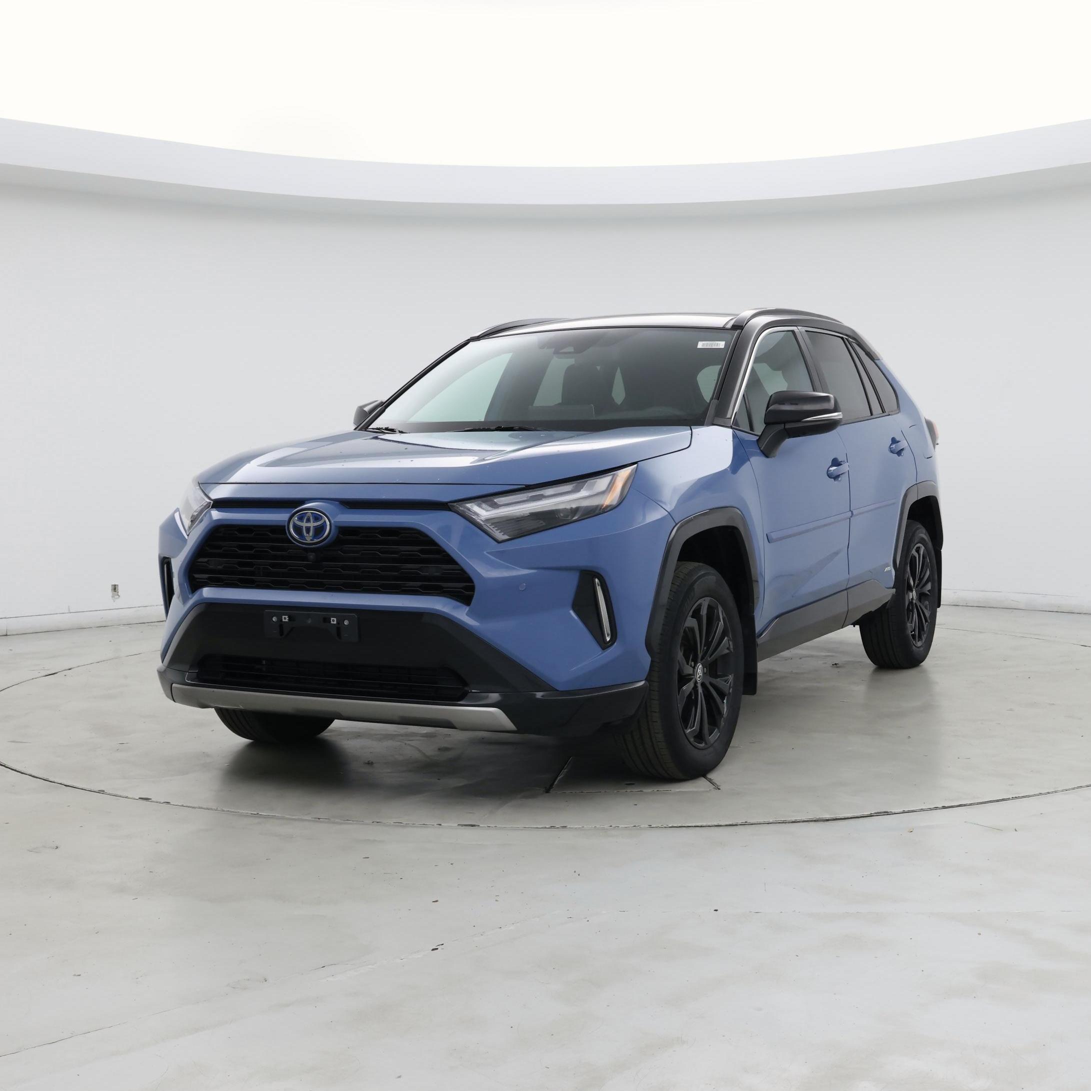 Thumbnail: 2022 Toyota RAV4 - 4