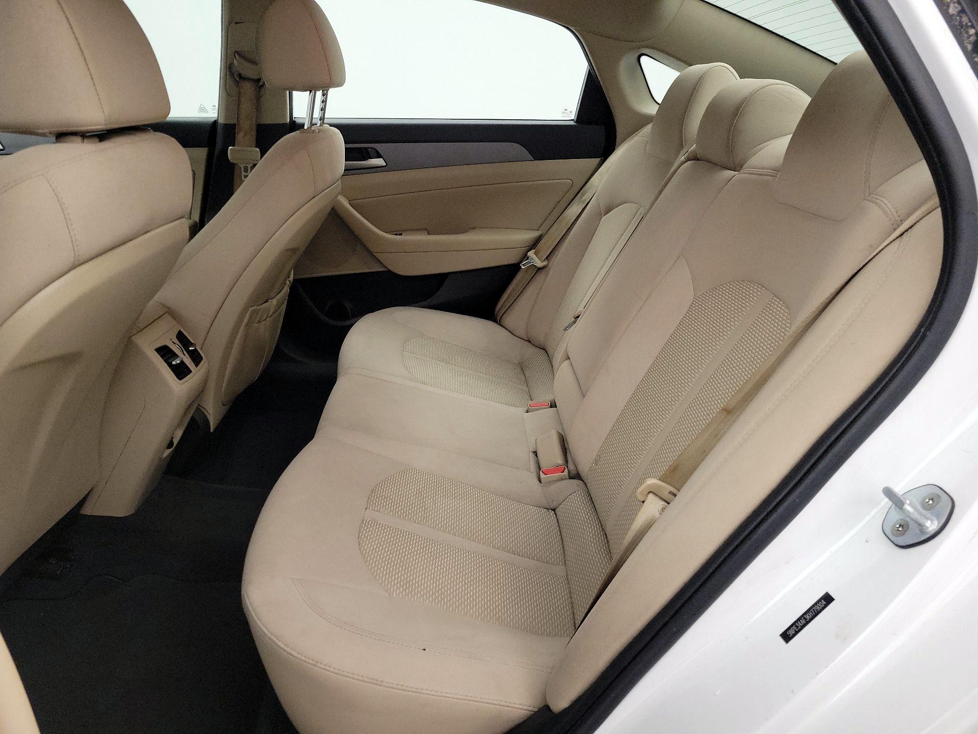 Thumbnail: 2019 Hyundai Sonata - 19