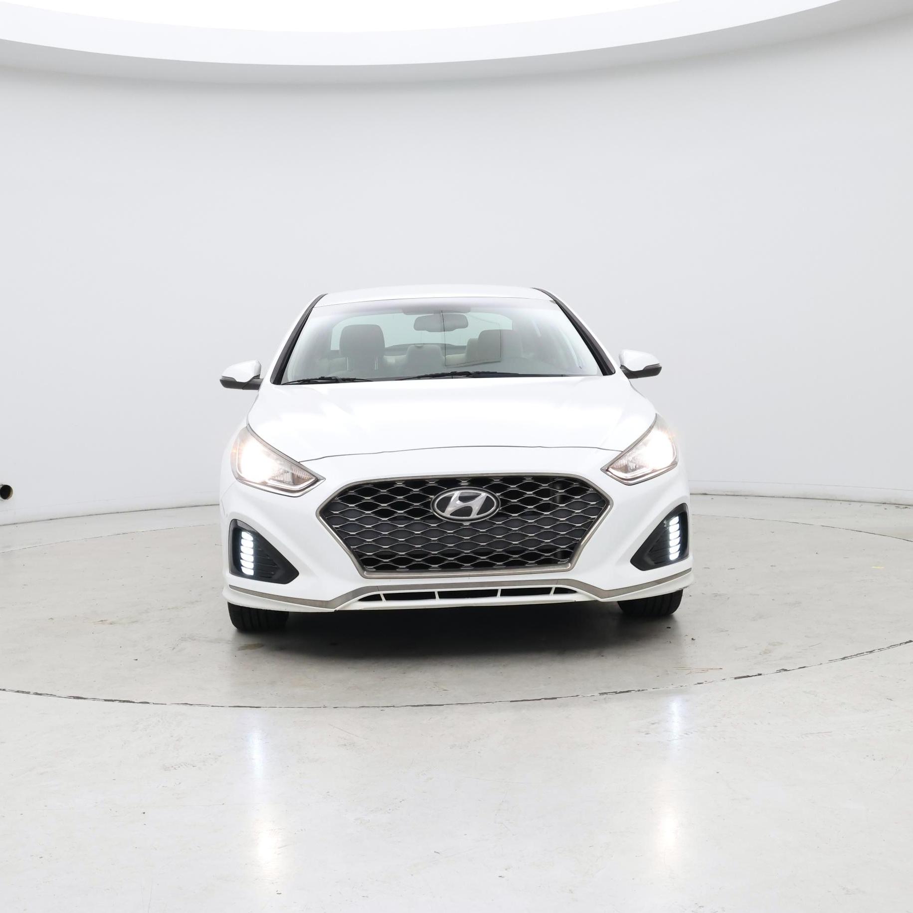 Thumbnail: 2019 Hyundai Sonata - 5