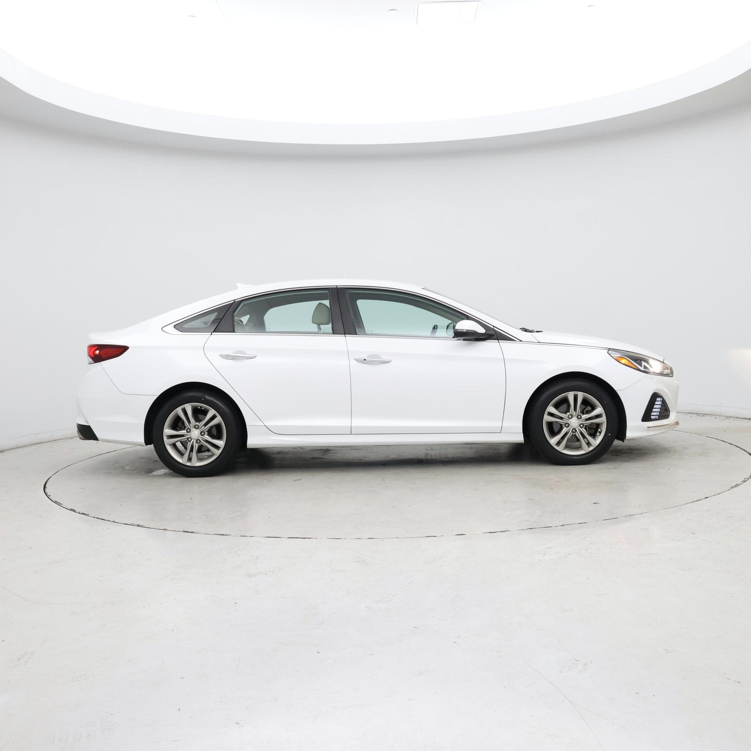 Thumbnail: 2019 Hyundai Sonata - 7