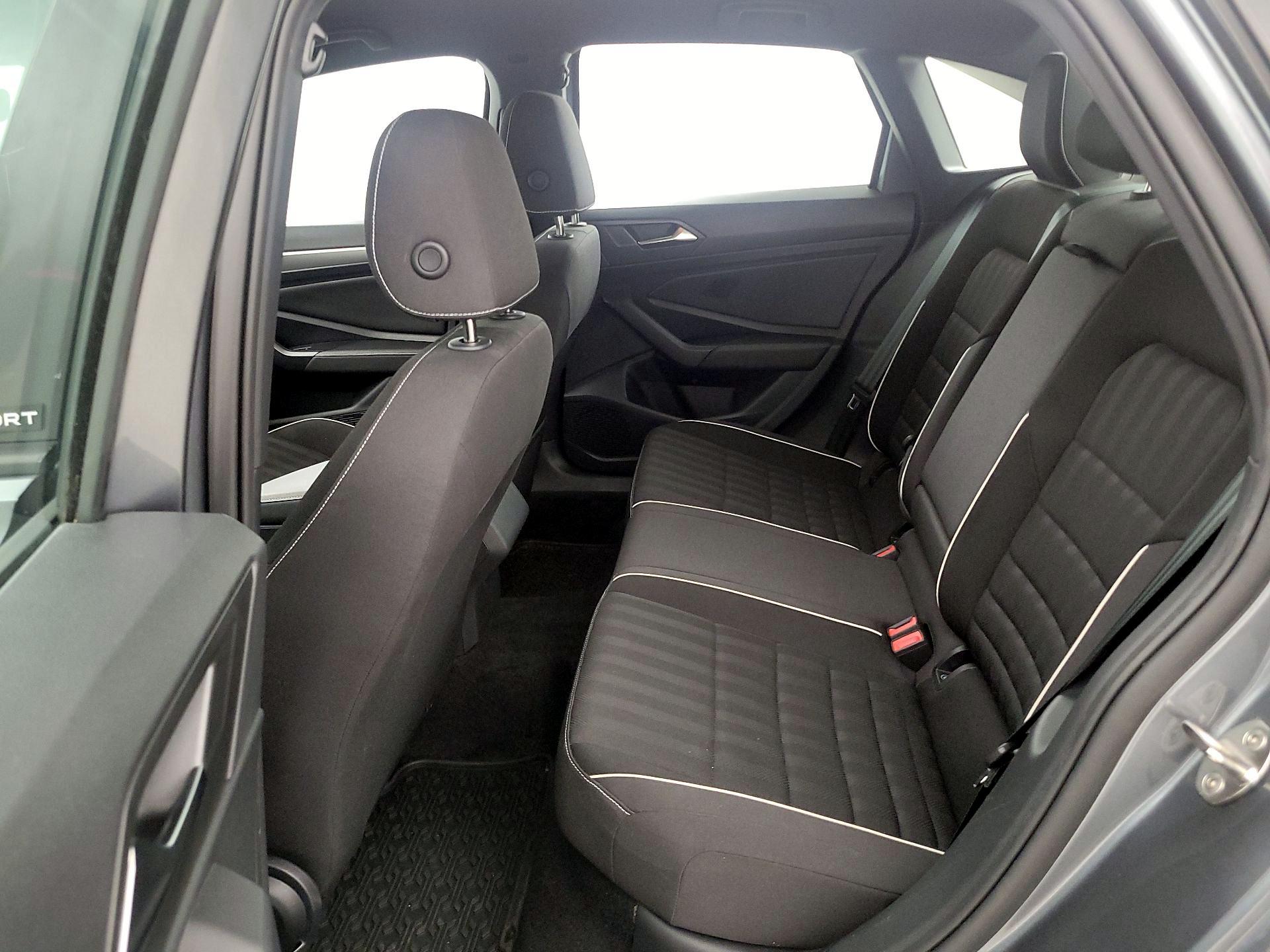 Thumbnail: 2023 Volkswagen Jetta - 19