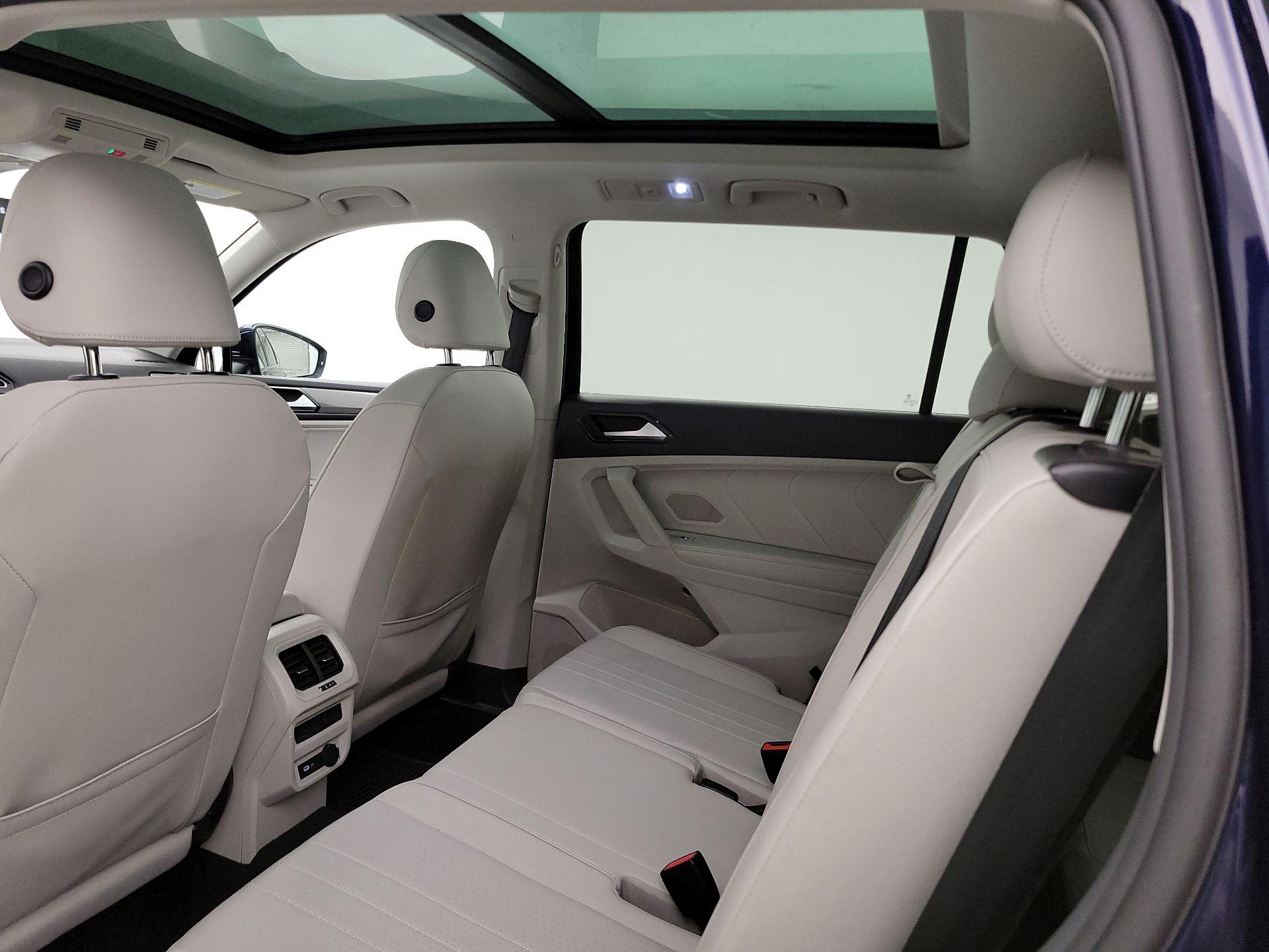 Thumbnail: 2023 Volkswagen Tiguan - 19