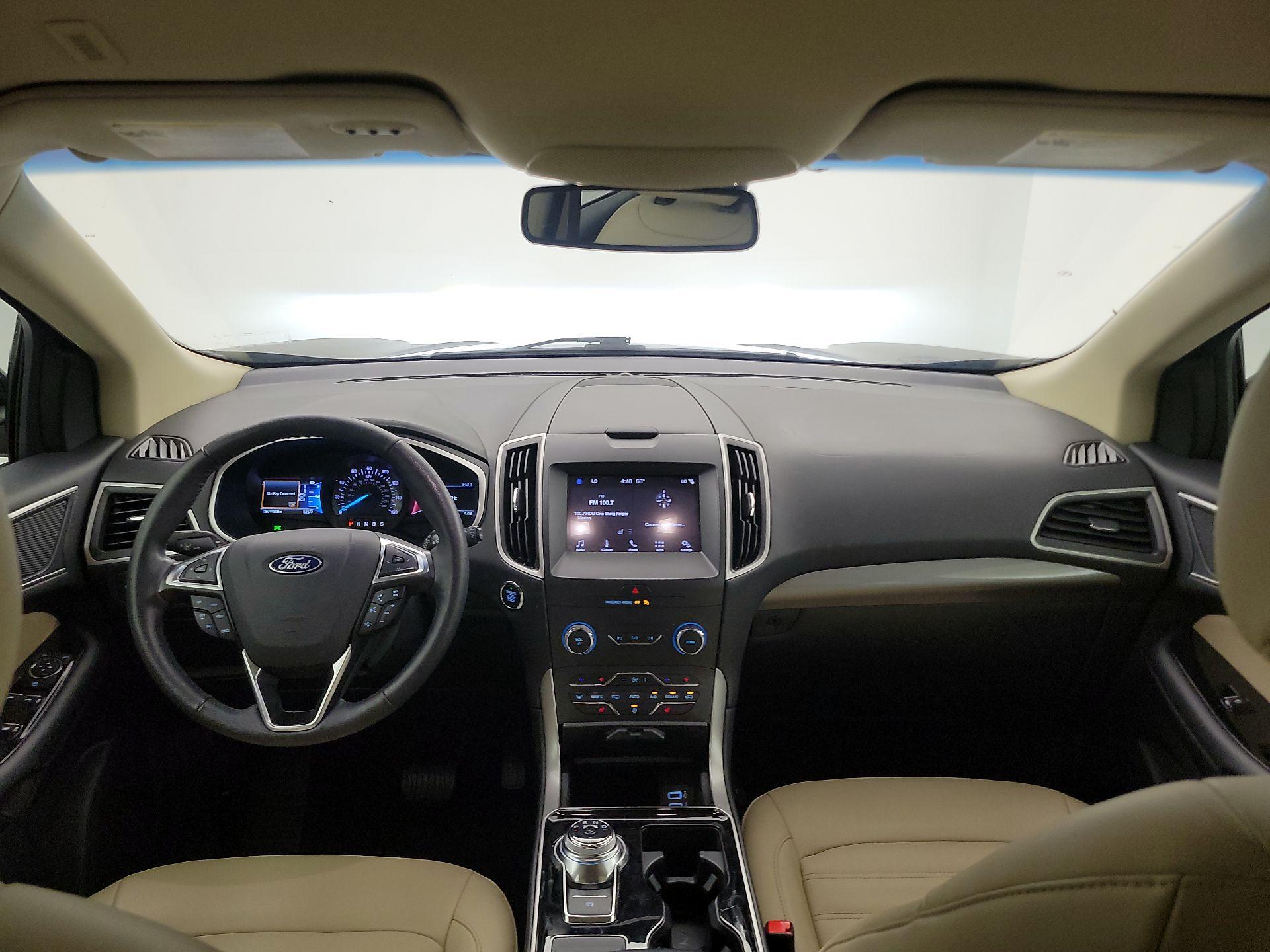 Thumbnail: 2019 Ford Edge - 9