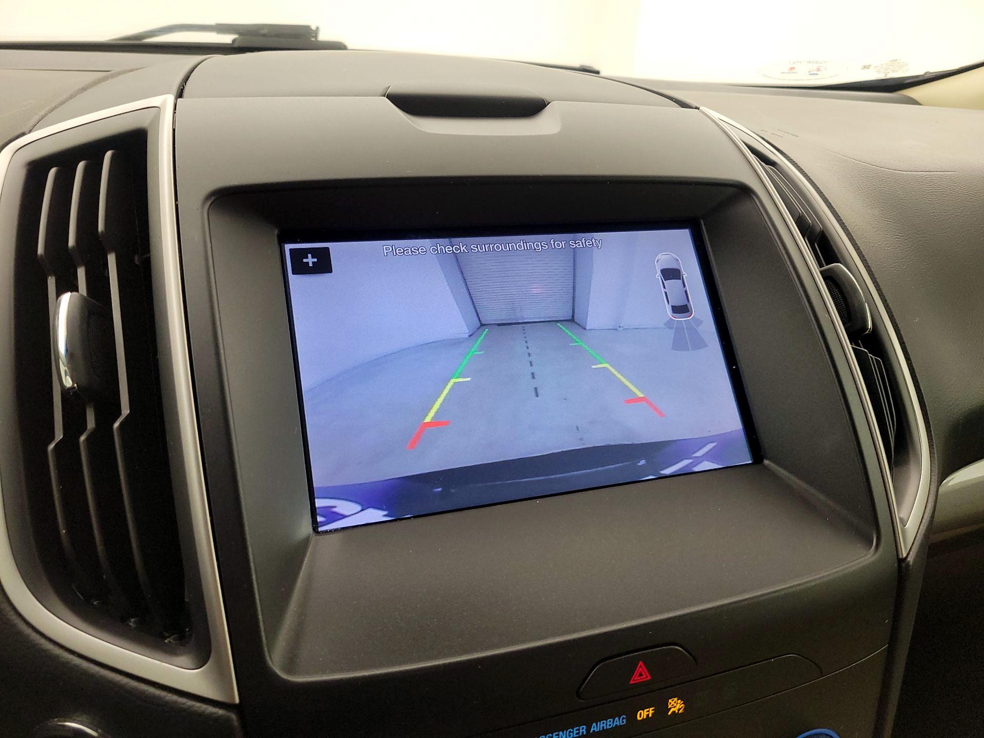 Thumbnail: 2019 Ford Edge - 14