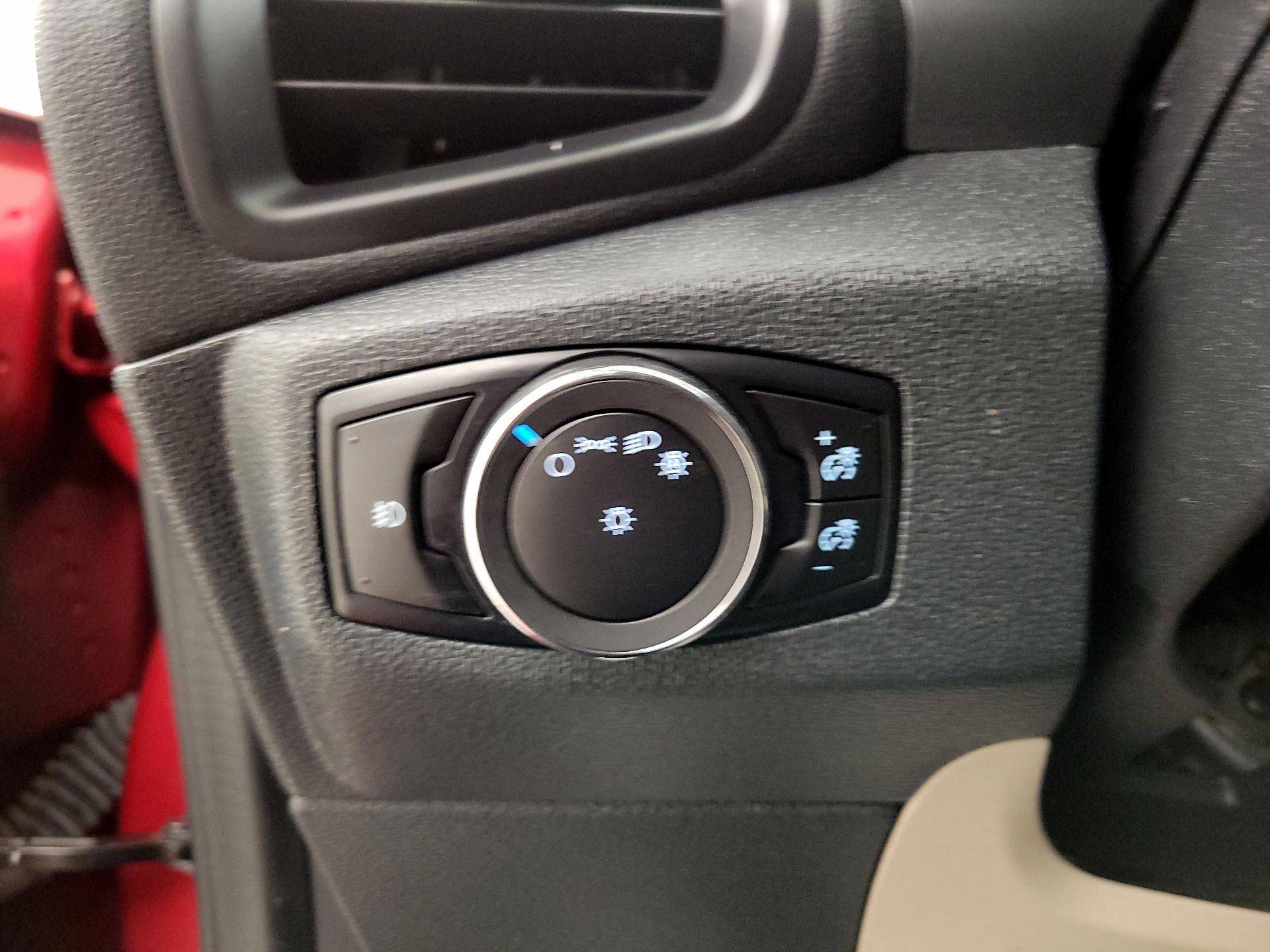 Thumbnail: 2018 Ford EcoSport - 13