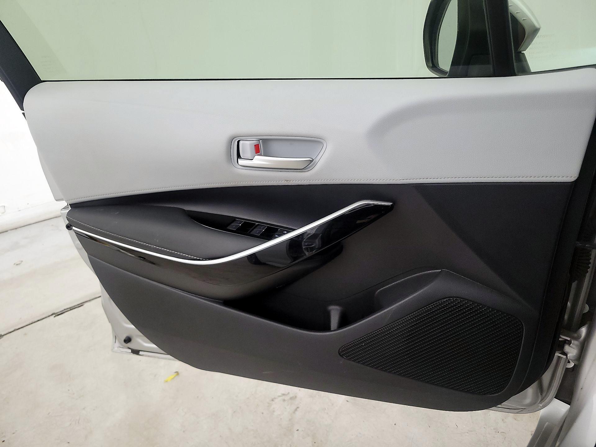 Thumbnail: 2021 Toyota Corolla - 12