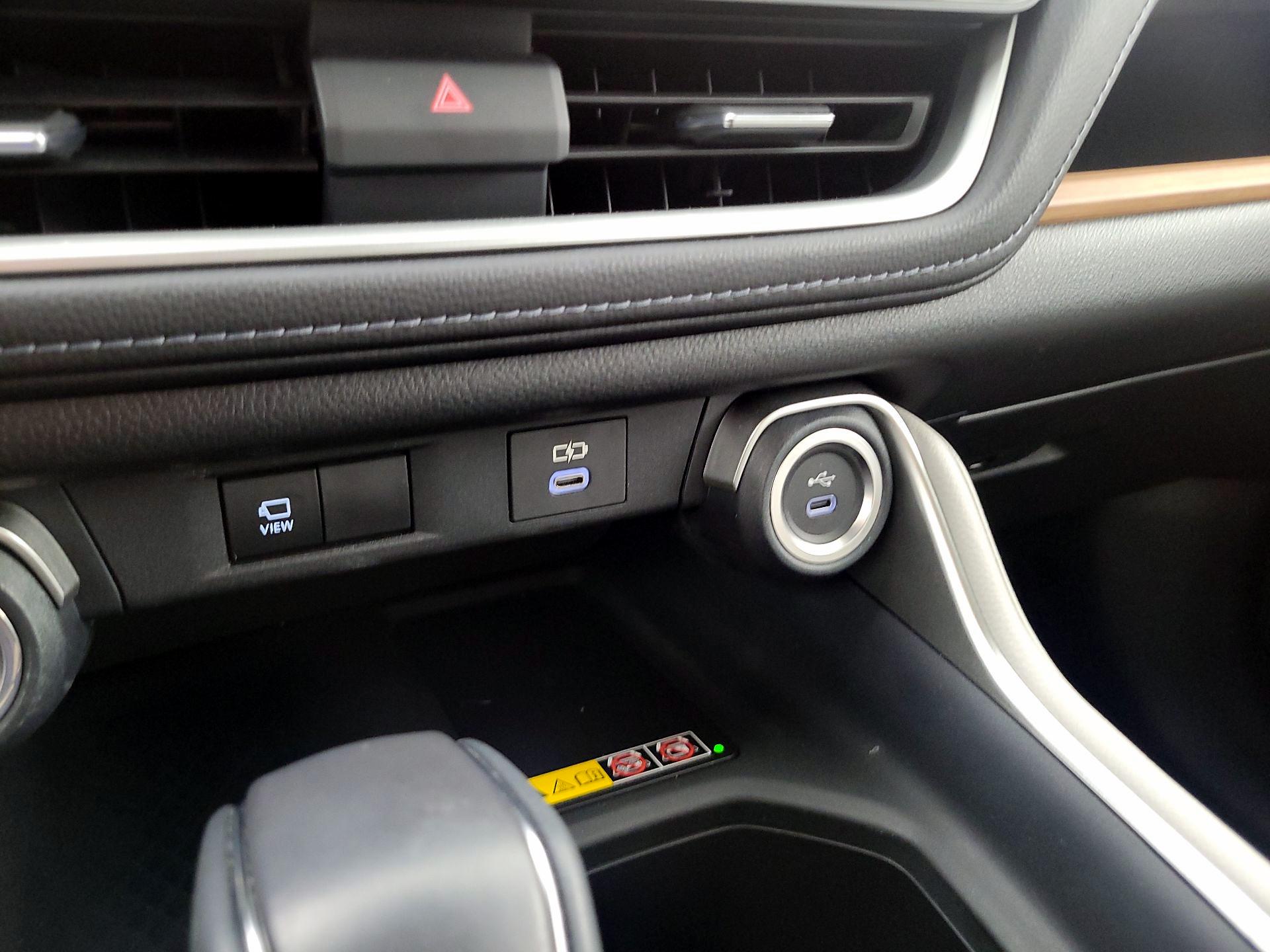 Thumbnail: 2024 Toyota Grand Highlander - 18