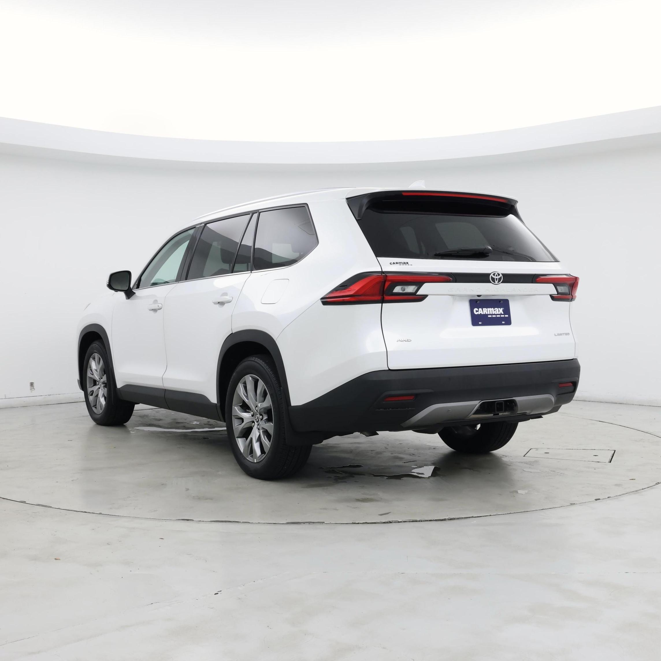 Thumbnail: 2024 Toyota Grand Highlander - 2