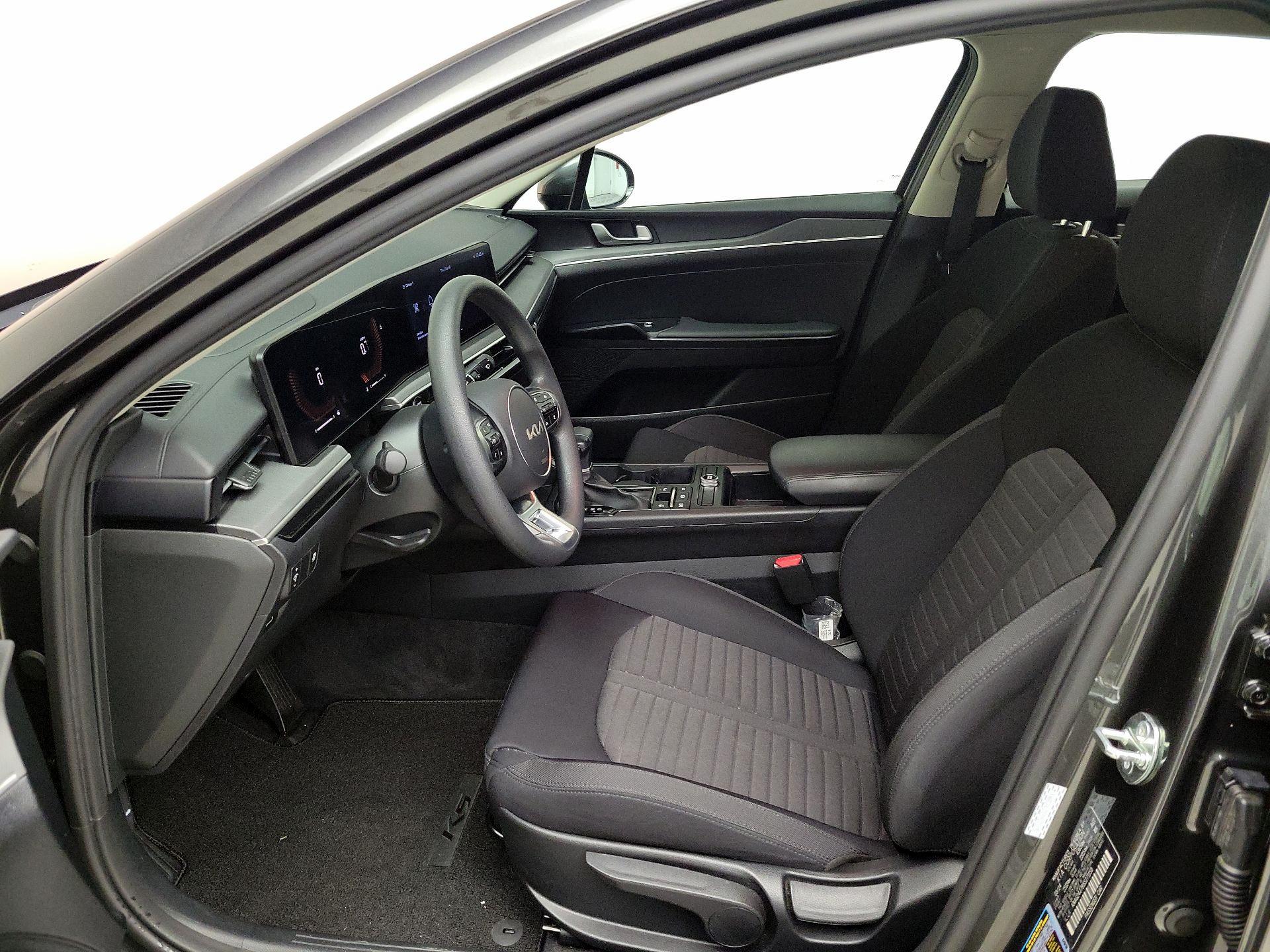 Thumbnail: 2025 Kia K5 - 11