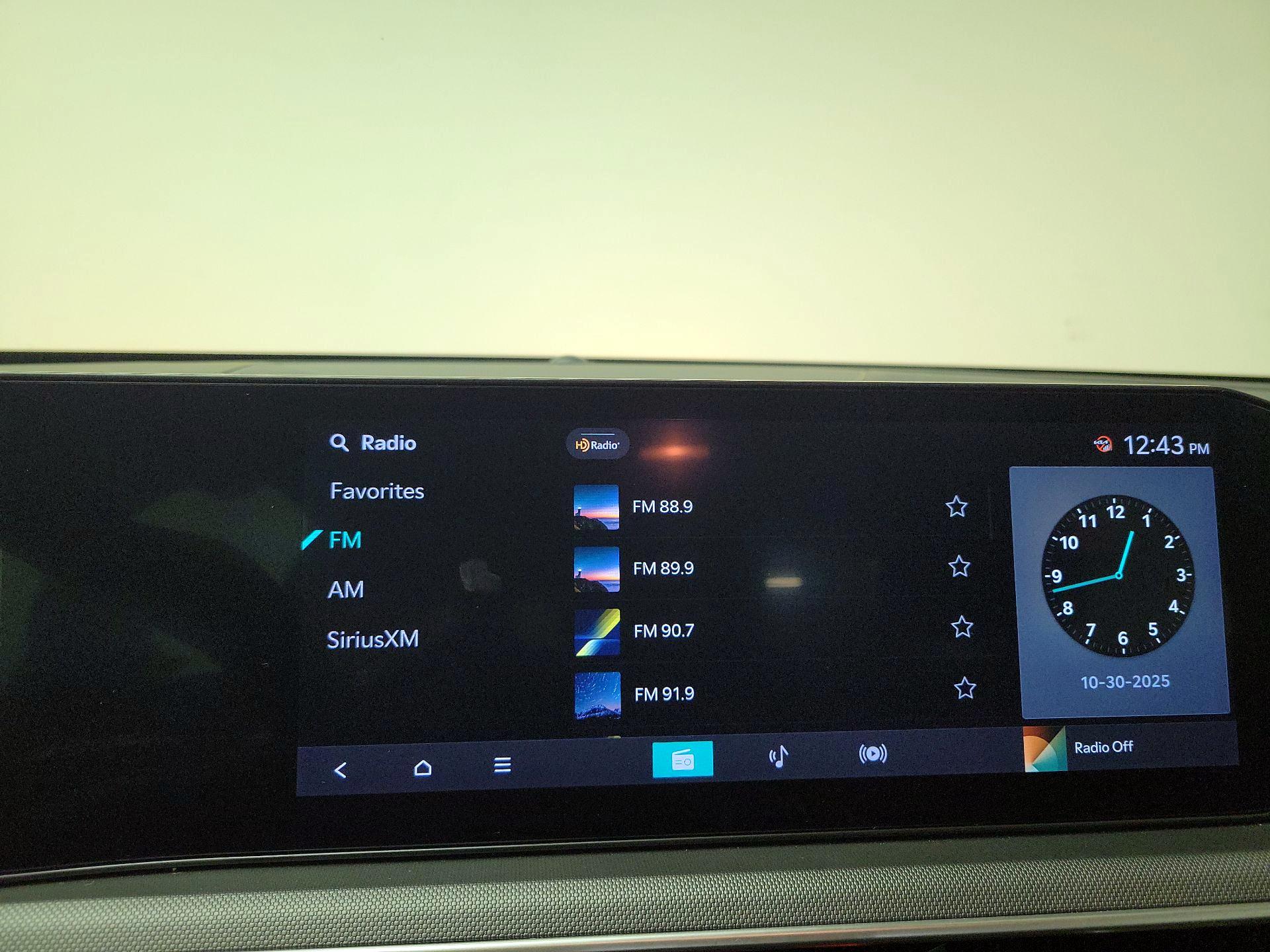 Thumbnail: 2025 Kia K5 - 15