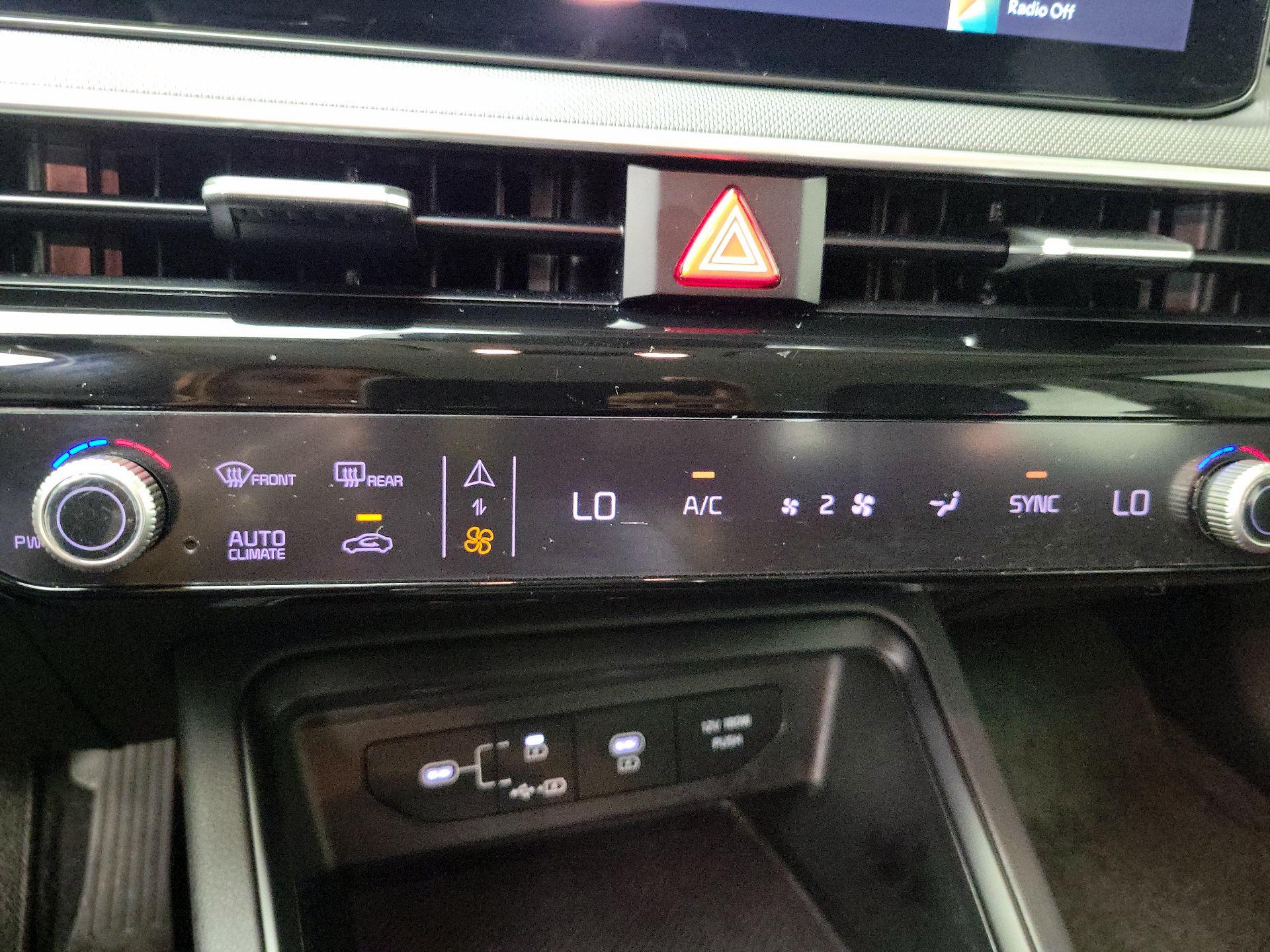 Thumbnail: 2025 Kia K5 - 16