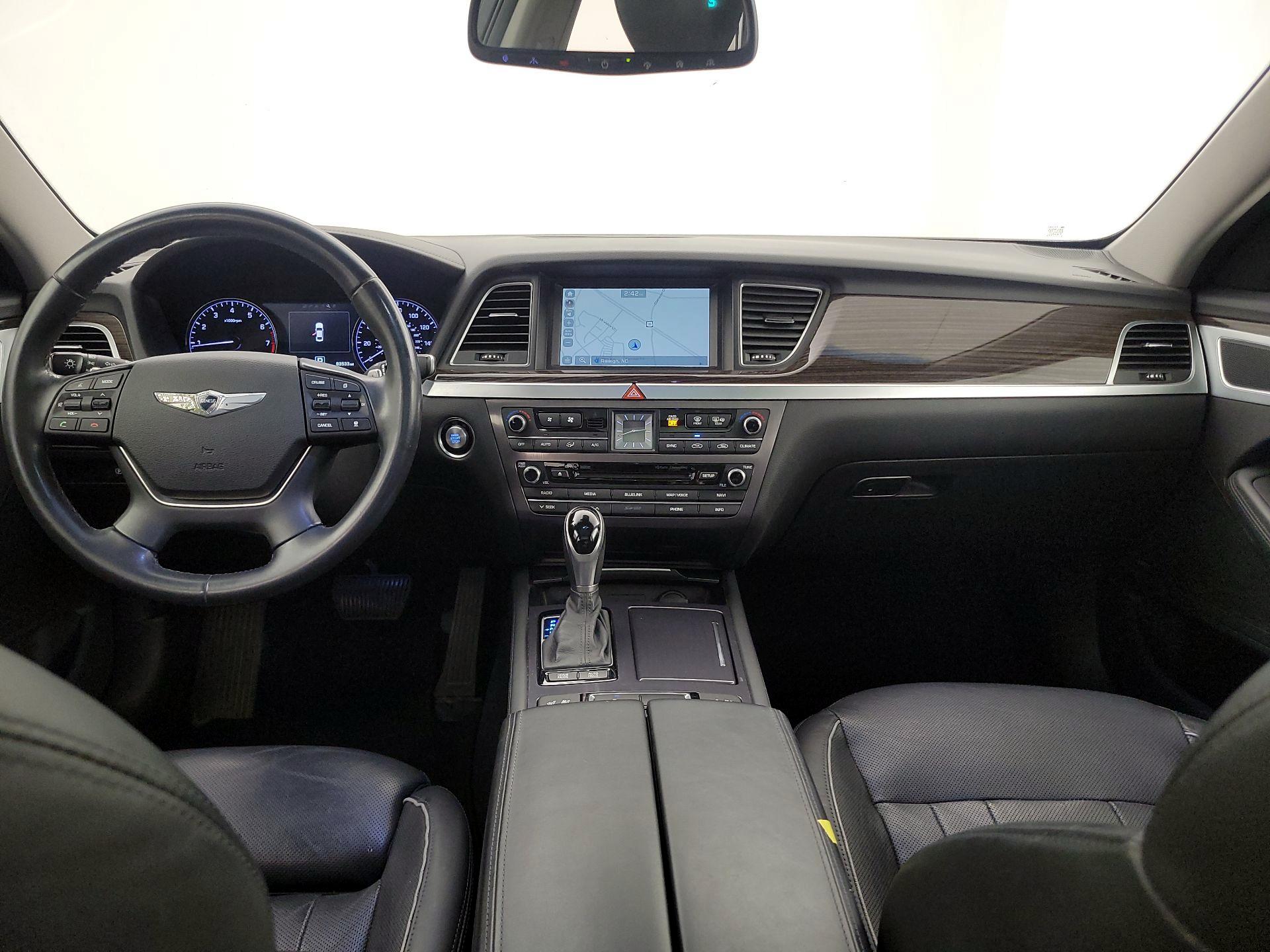 Thumbnail: 2015 Hyundai Genesis - 9