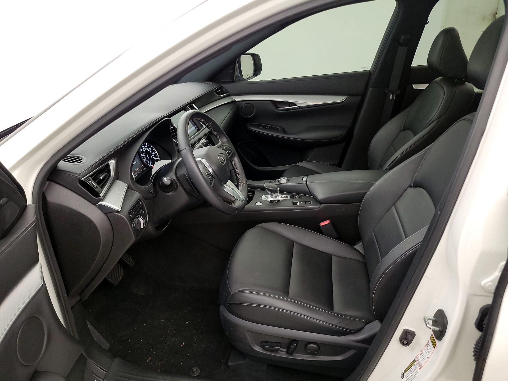 Thumbnail: 2020 INFINITI QX50 - 11