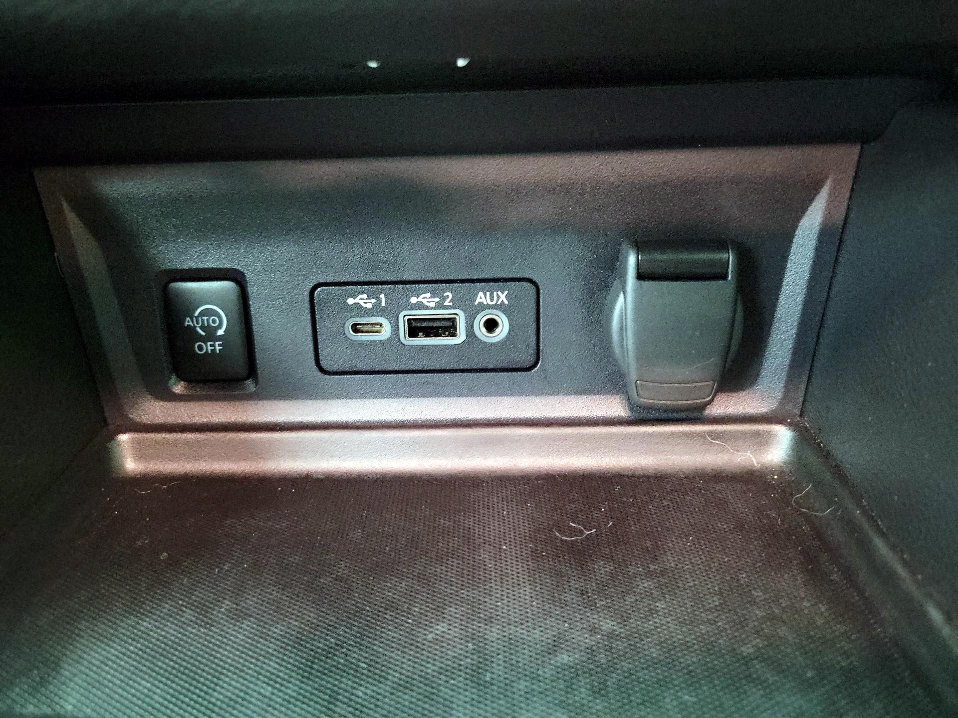 Thumbnail: 2024 Nissan Sentra - 18