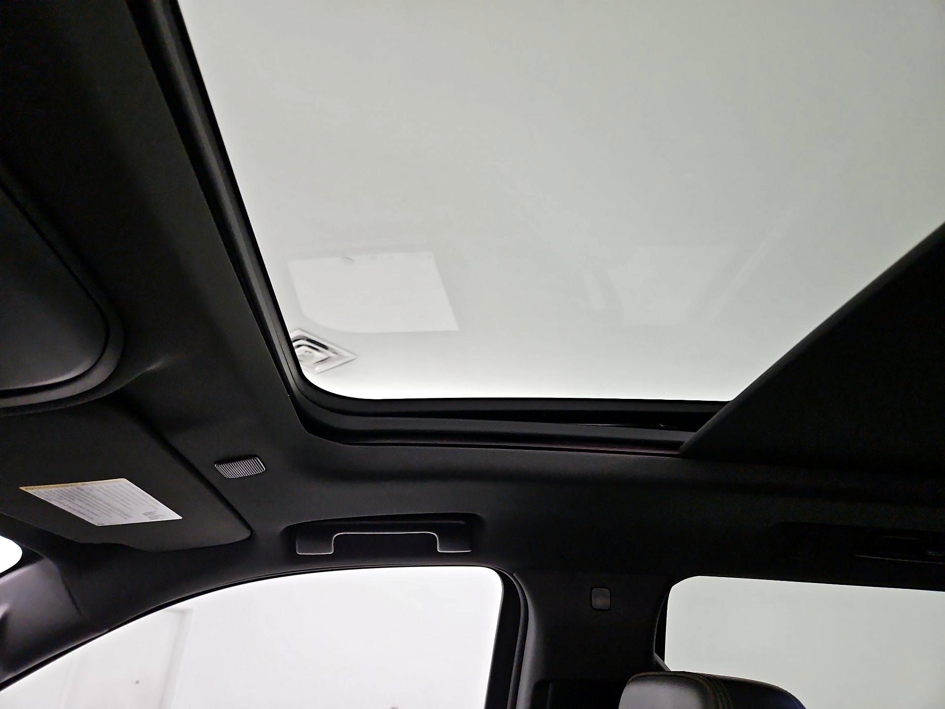 Thumbnail: 2022 Chevrolet Tahoe - 19